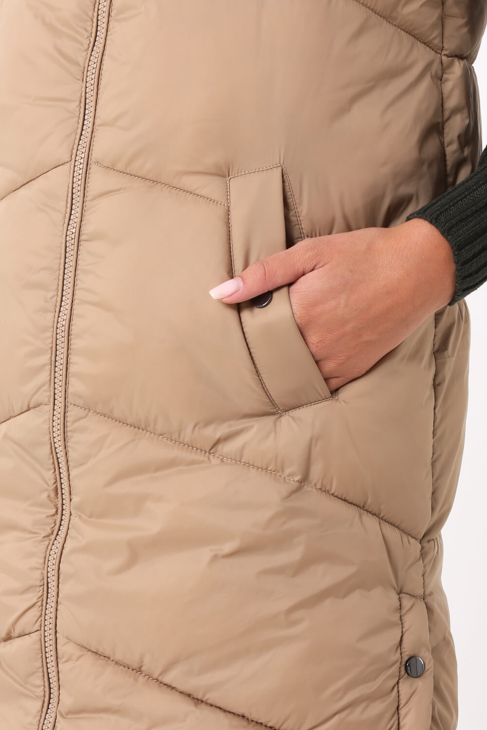 Uppsala Padded Gilet in Tan