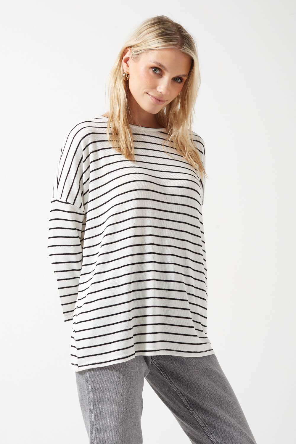Brianna 3/4 Sleeves Striped Pullover in White