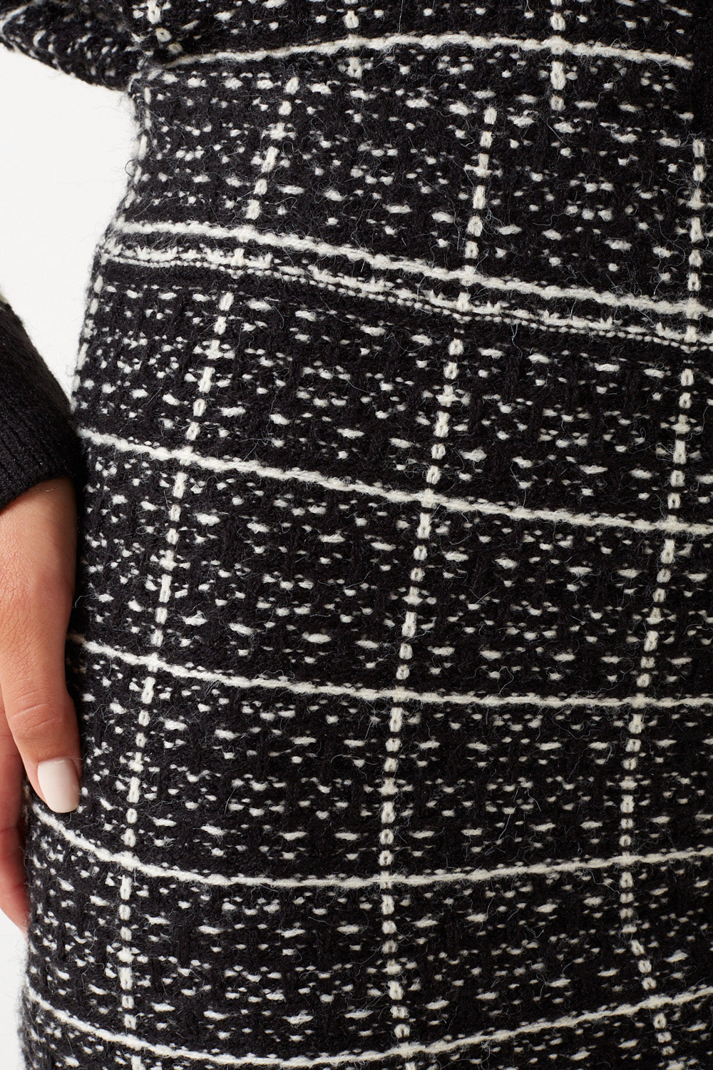 Kia Mini Knitted Skirt in Black and White