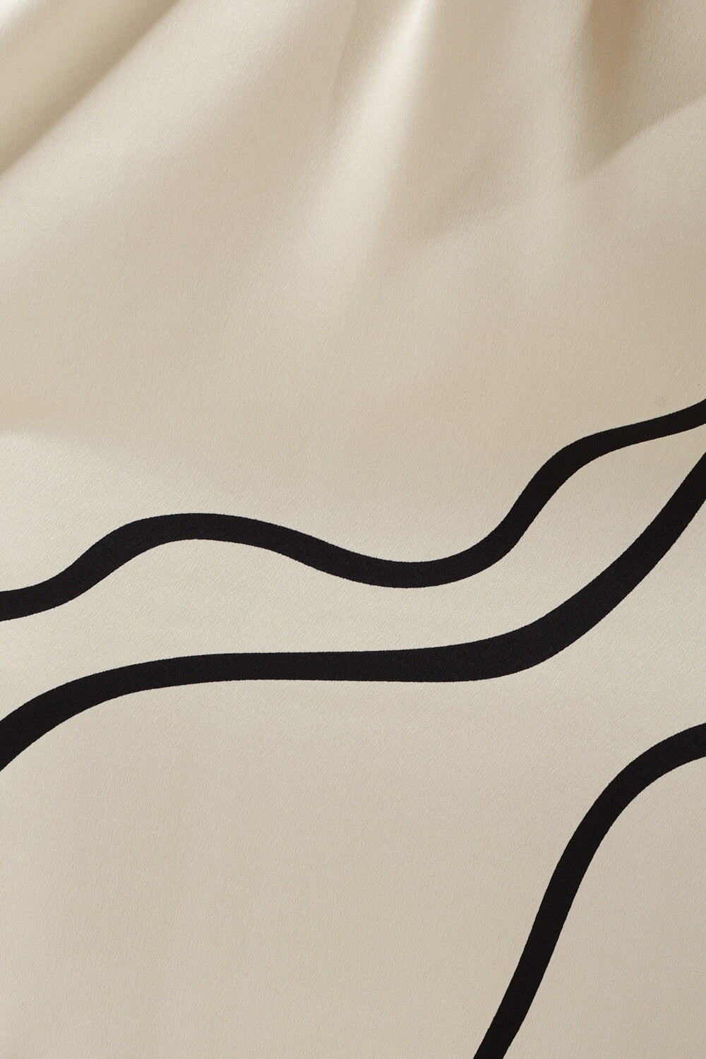 Merle Long Sleeve Short Wrap Printed Dress in Grey