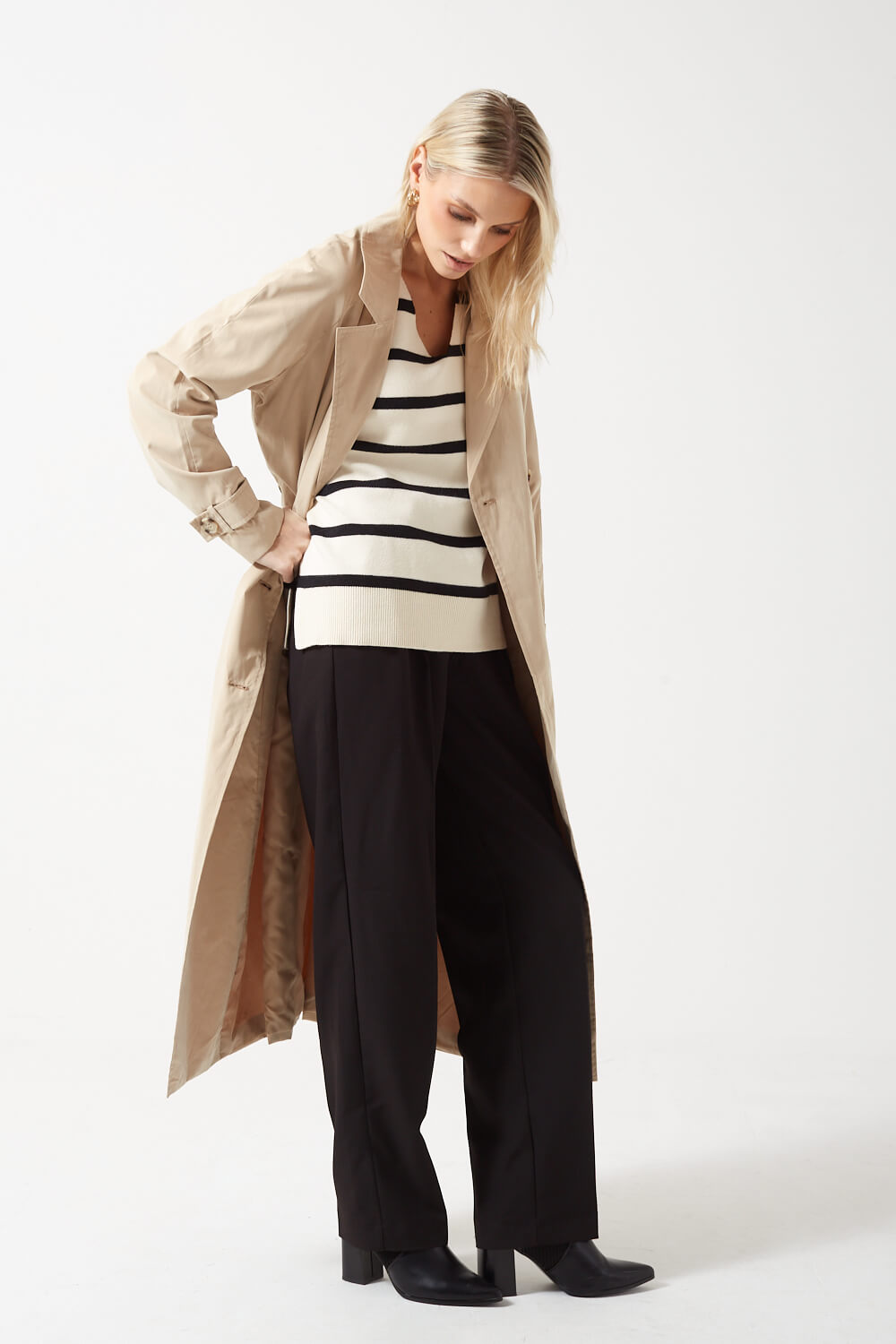 Saba 3/4 Sleeves V-Neck Striped Jumper in Cream and Black