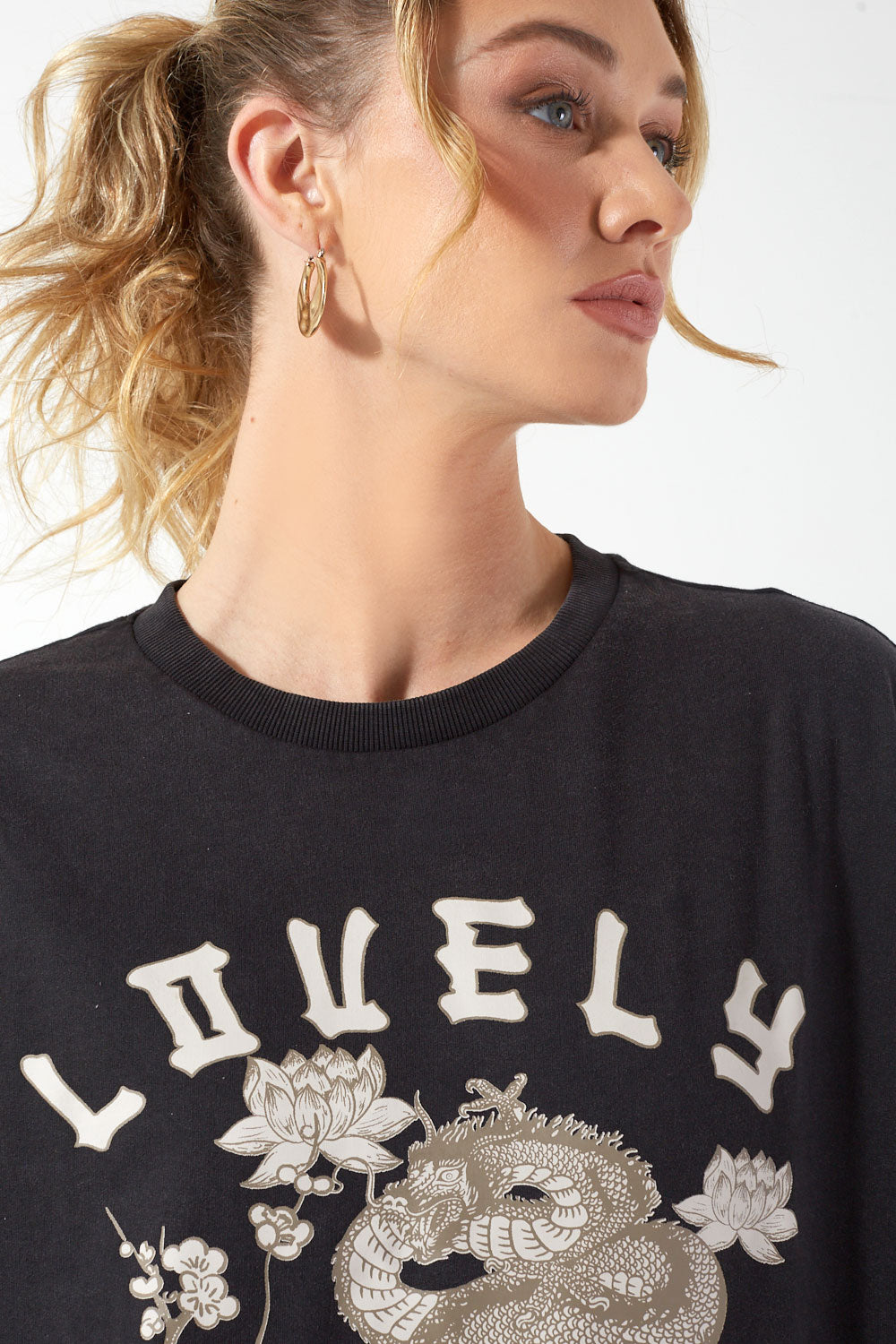 Tanya LS Oversize Sweatshirt Dragon Print in Black