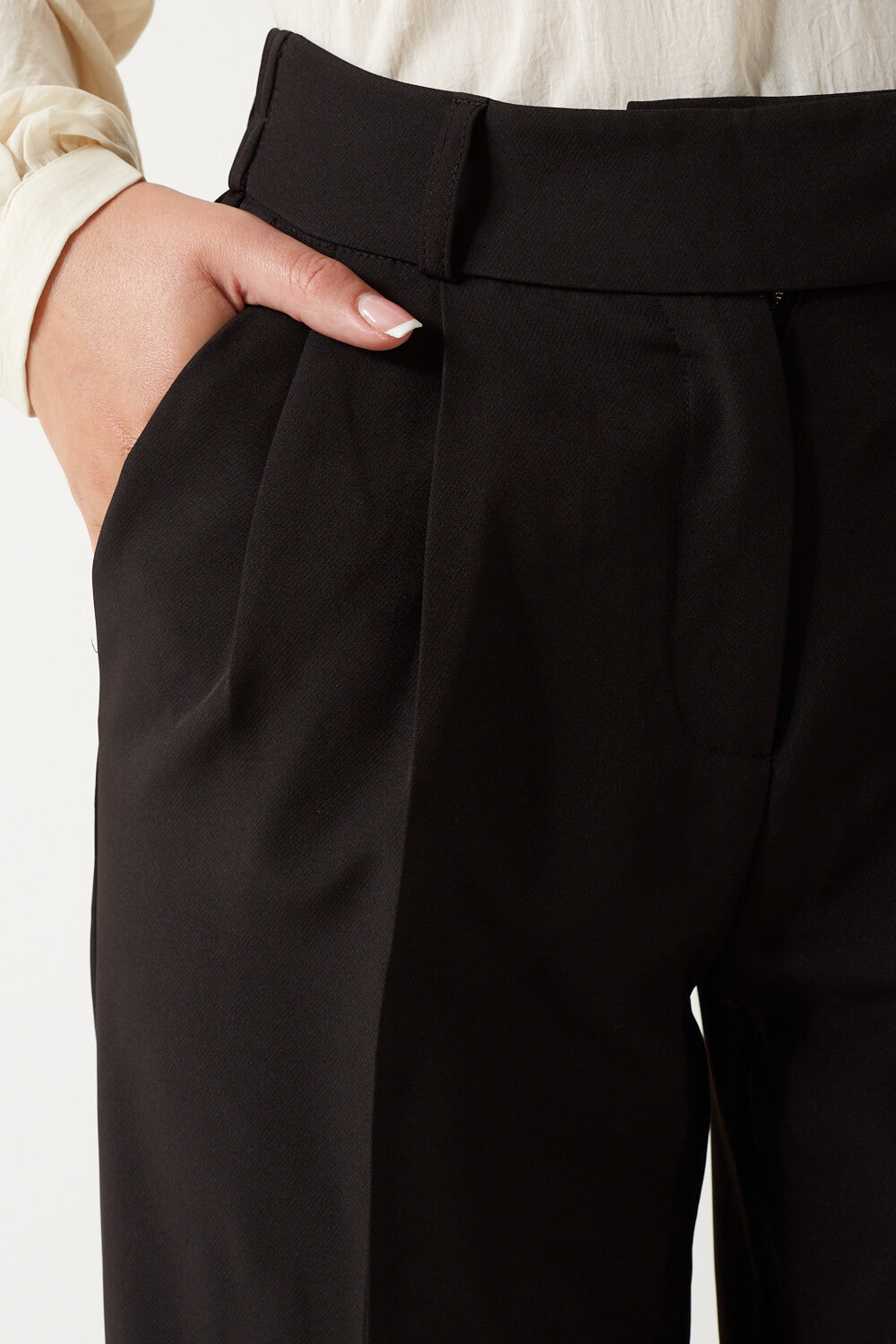 Lana-Berry High Waist Wide Leg Trousers in Black