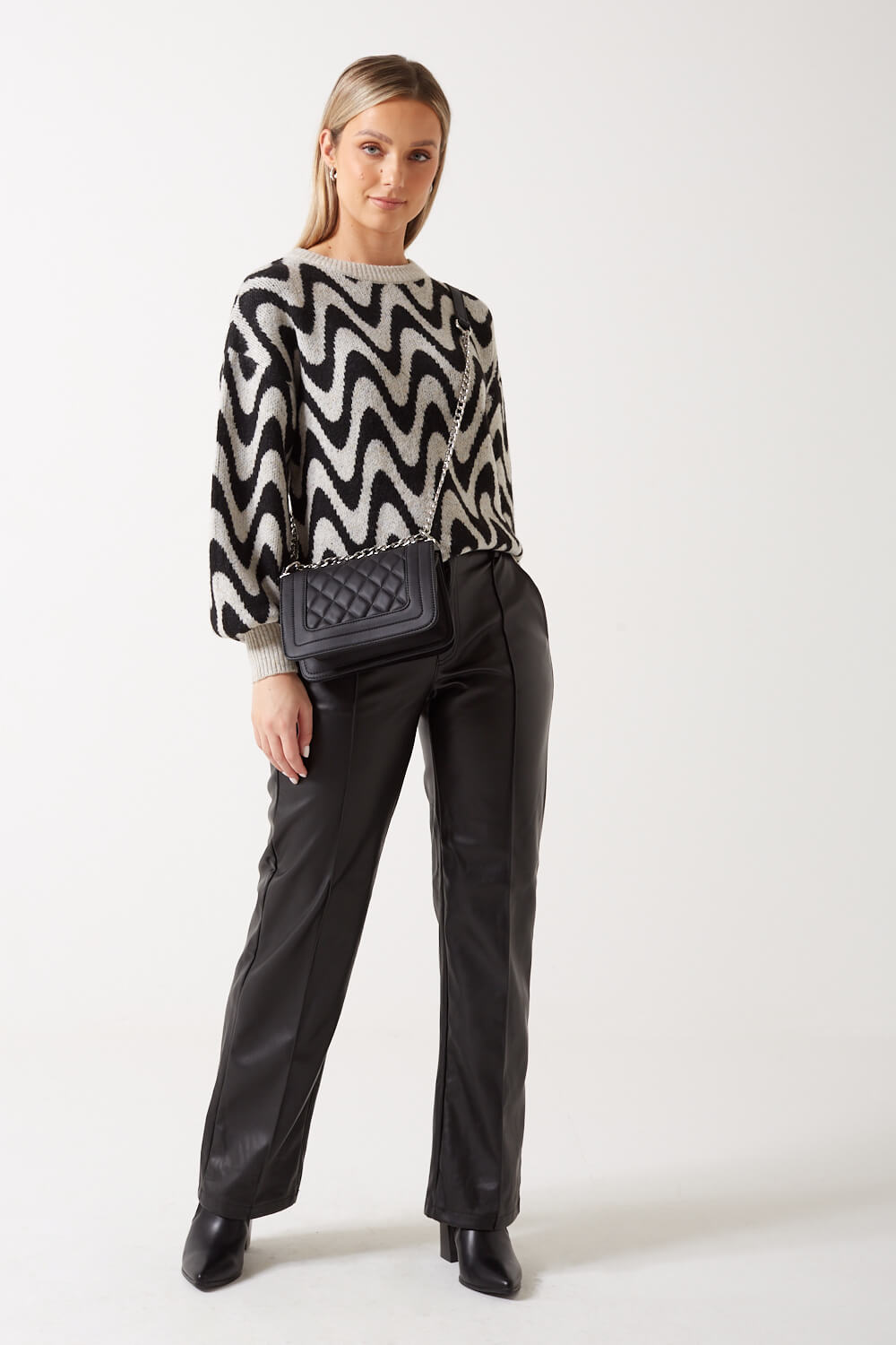Georgina Life Waves Knit Jumper in Black and White