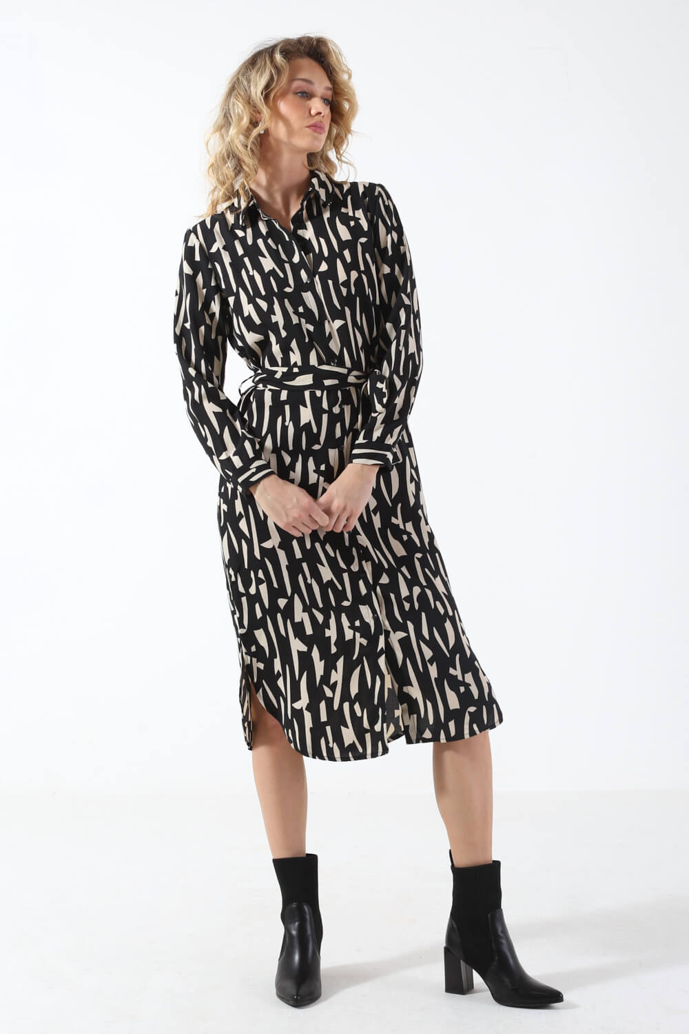 Divya L/S Above Calf Midi Shirt Dress in Black