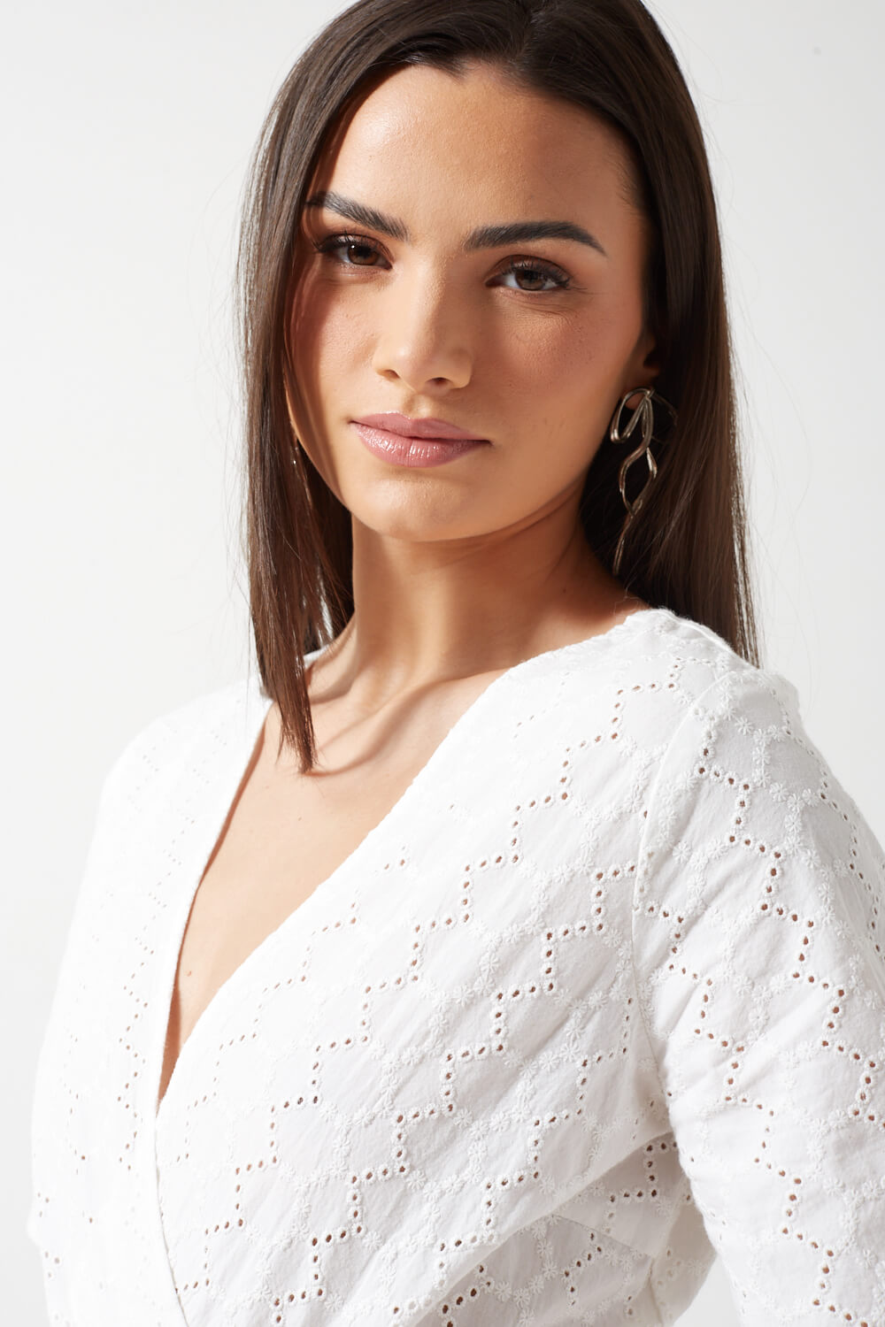 Lupin Embroidery Top in White