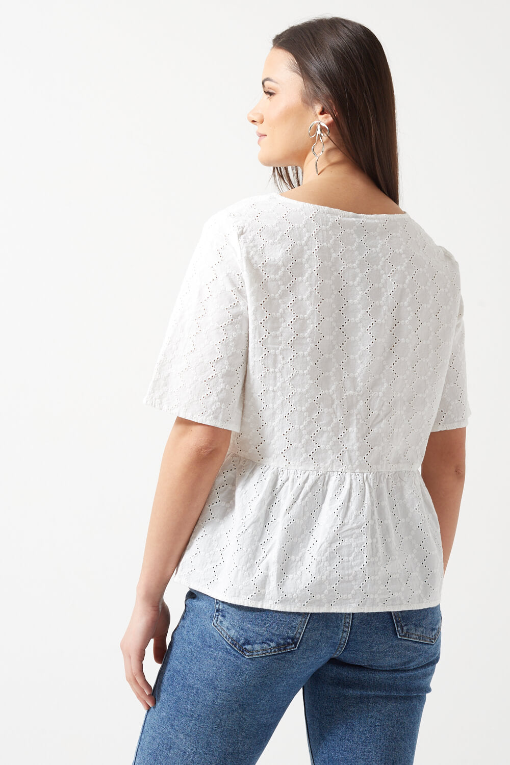 Lupin Embroidery Top in White
