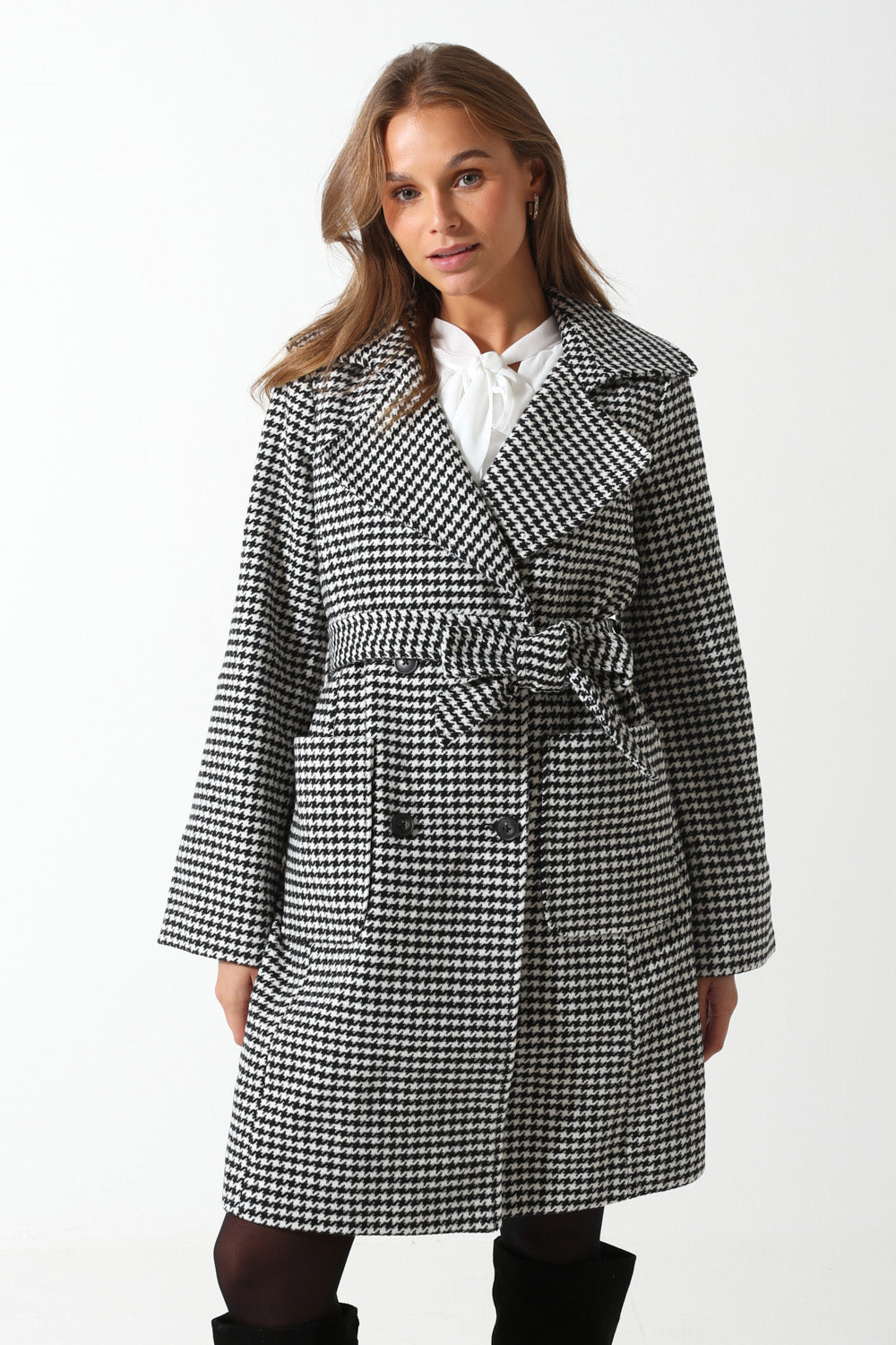 Joannes Checked Coat with Belt in Black and White