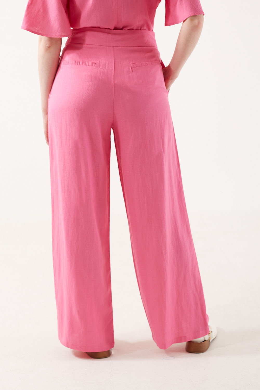 Roberta Wide Leg Linen Trousers in Pink