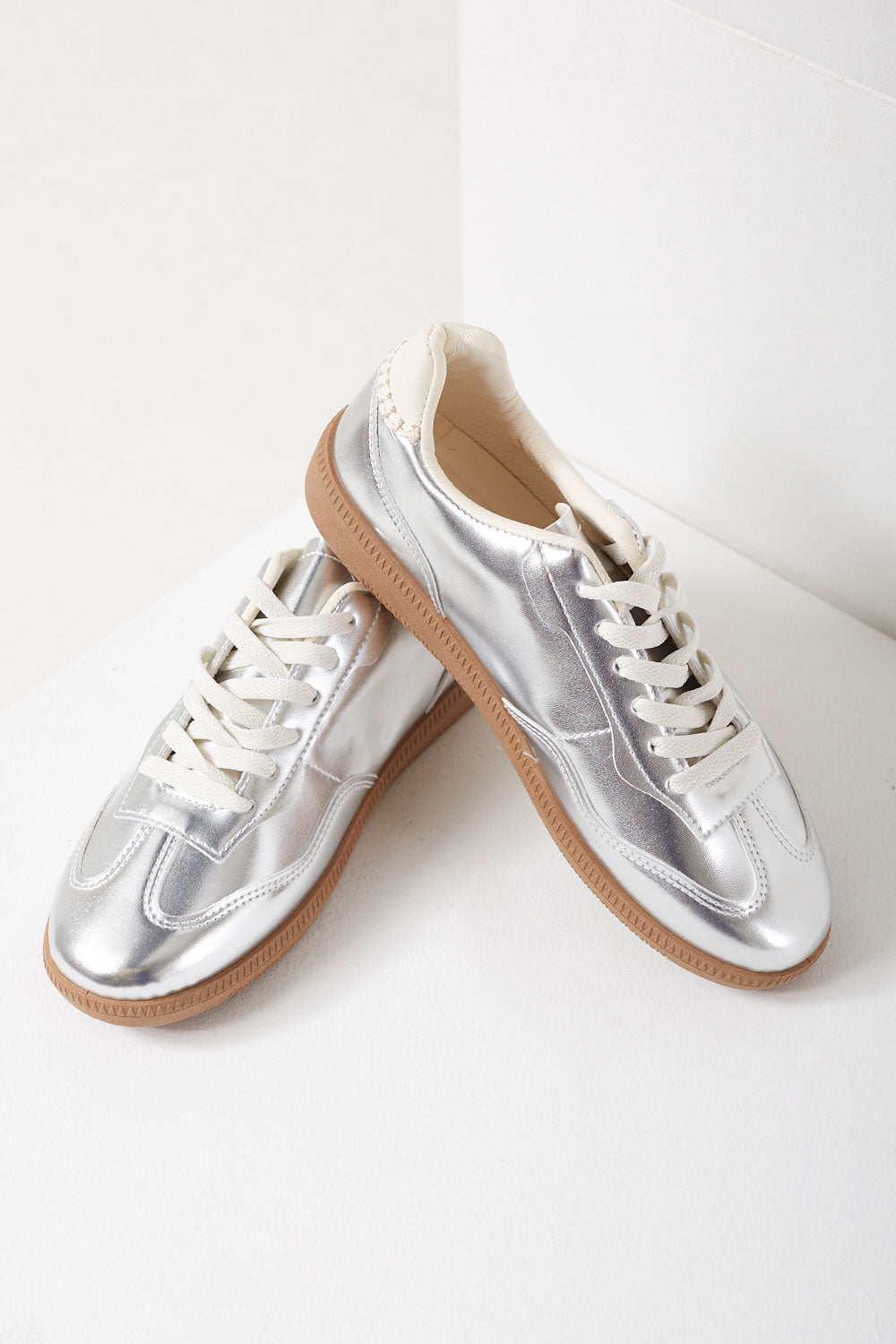 Lia Metallic Trainers in Silver