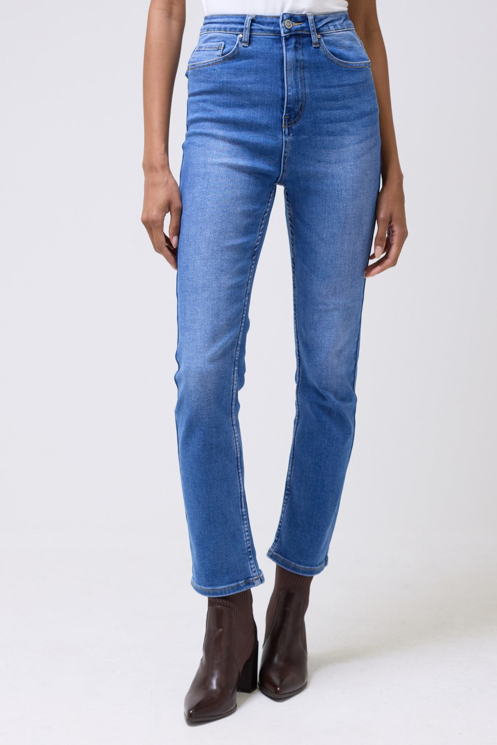 Amalia High Waist Slim Jeans in Mid Blue