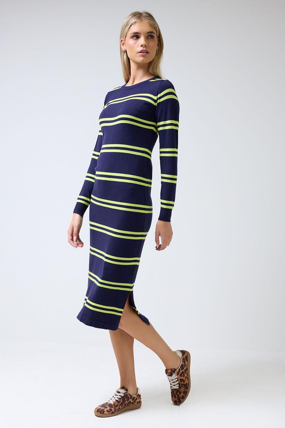 Liselle Green Stripes Long Sleeve Midi Knit Dress in Navy