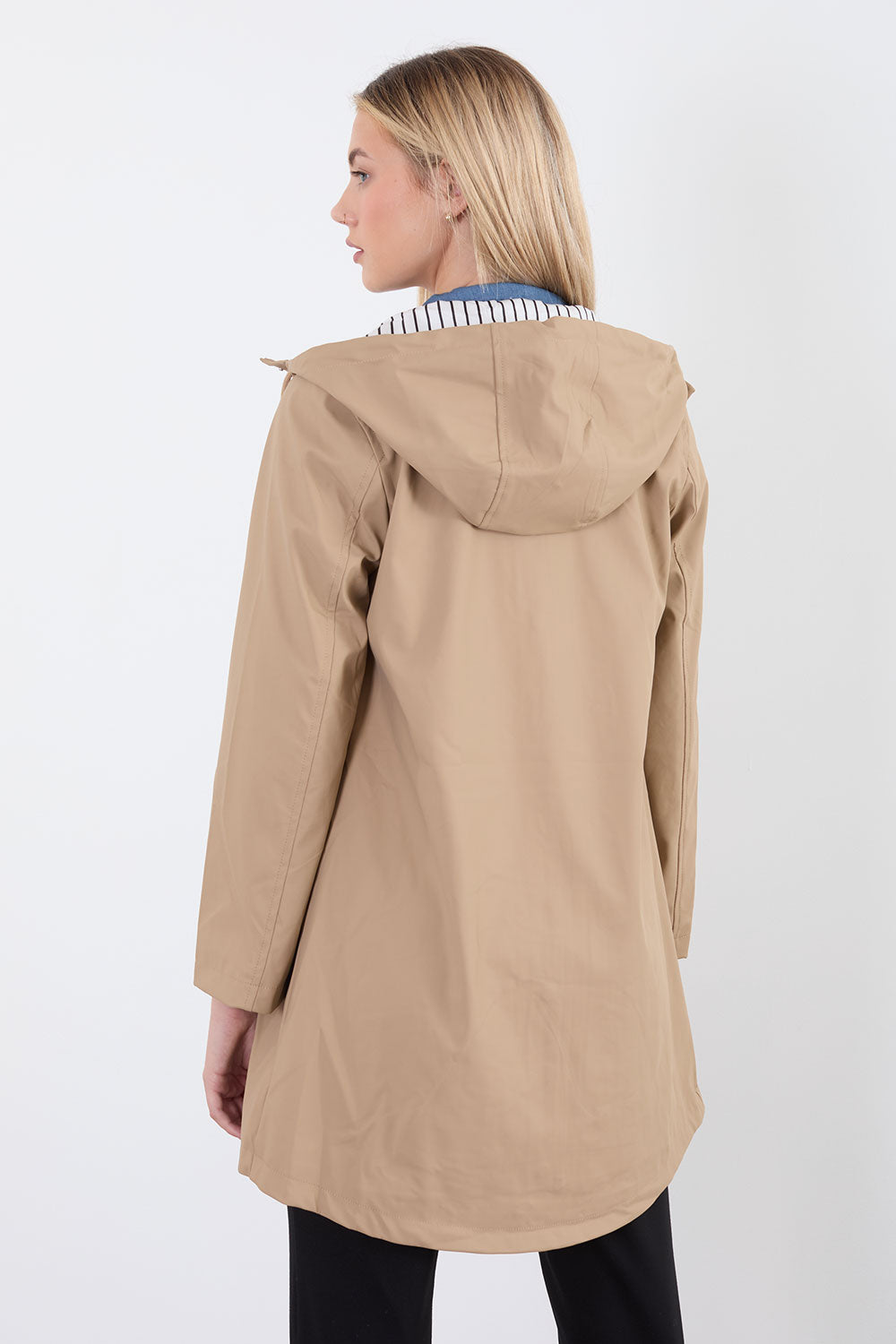 Salma Raincoat In Beige