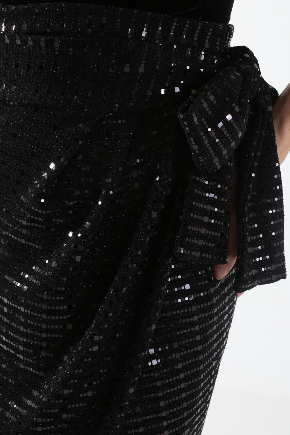 Jaxon Black Sequin Wrap Midi Skirt in Black