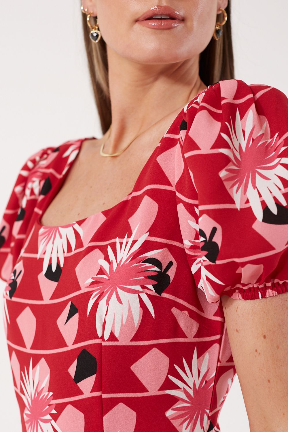 Andrea Abstract Print Midi Dress in Red