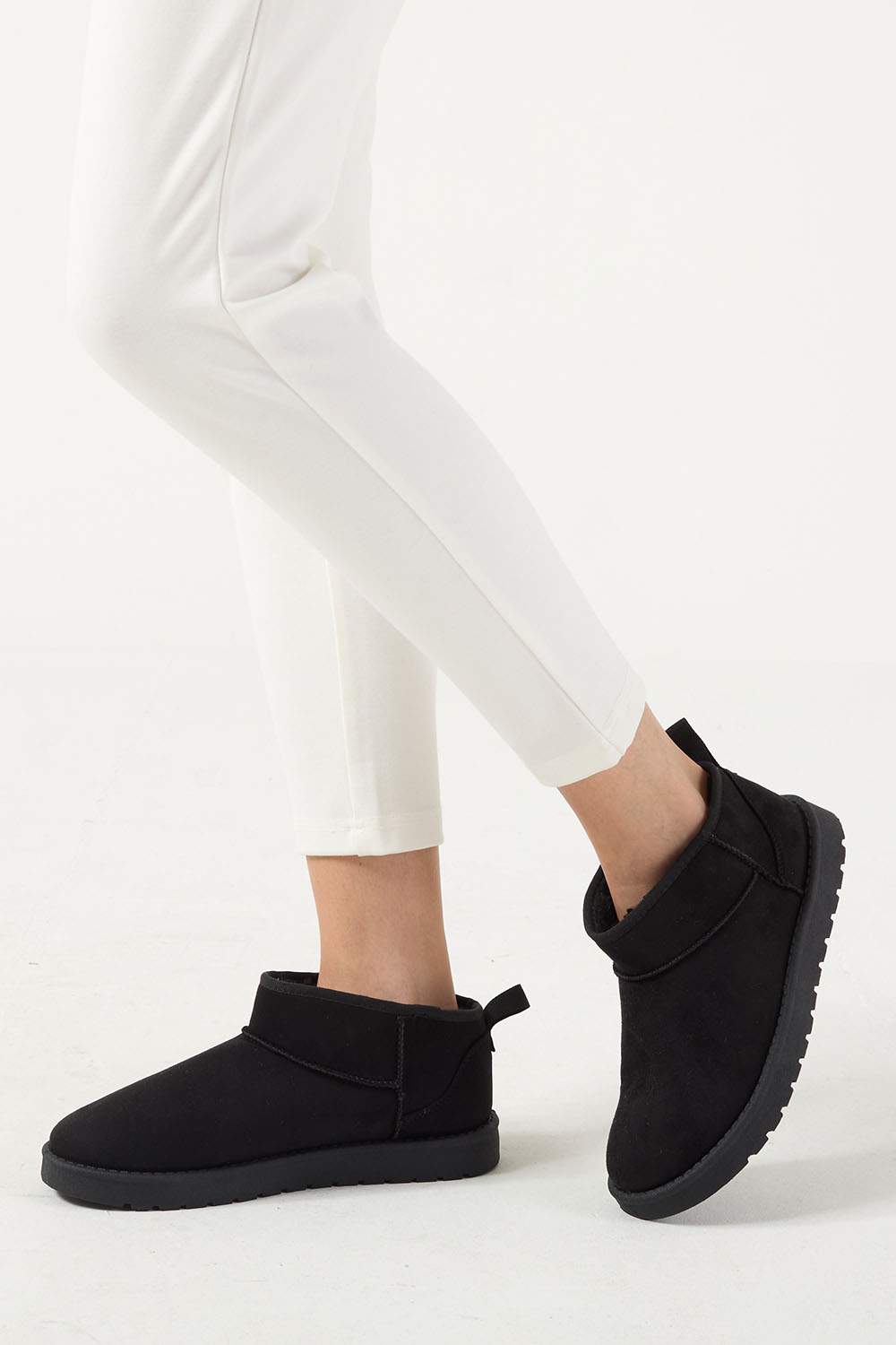 Becks Slip On Boots in Black