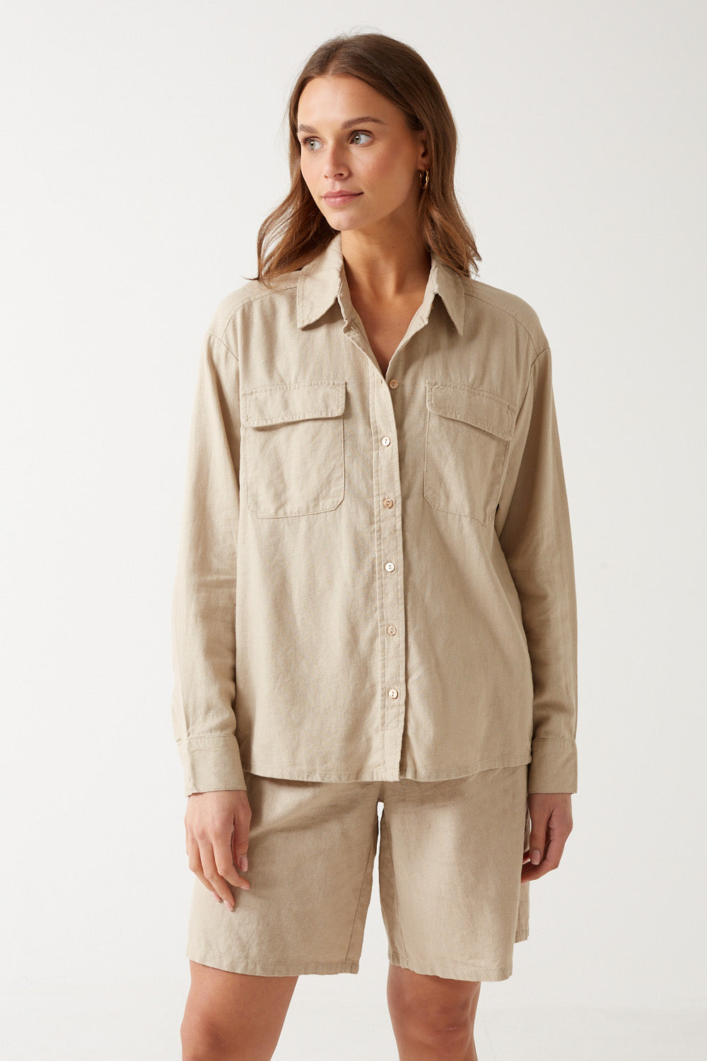 Caro Linen Shirt in Beige