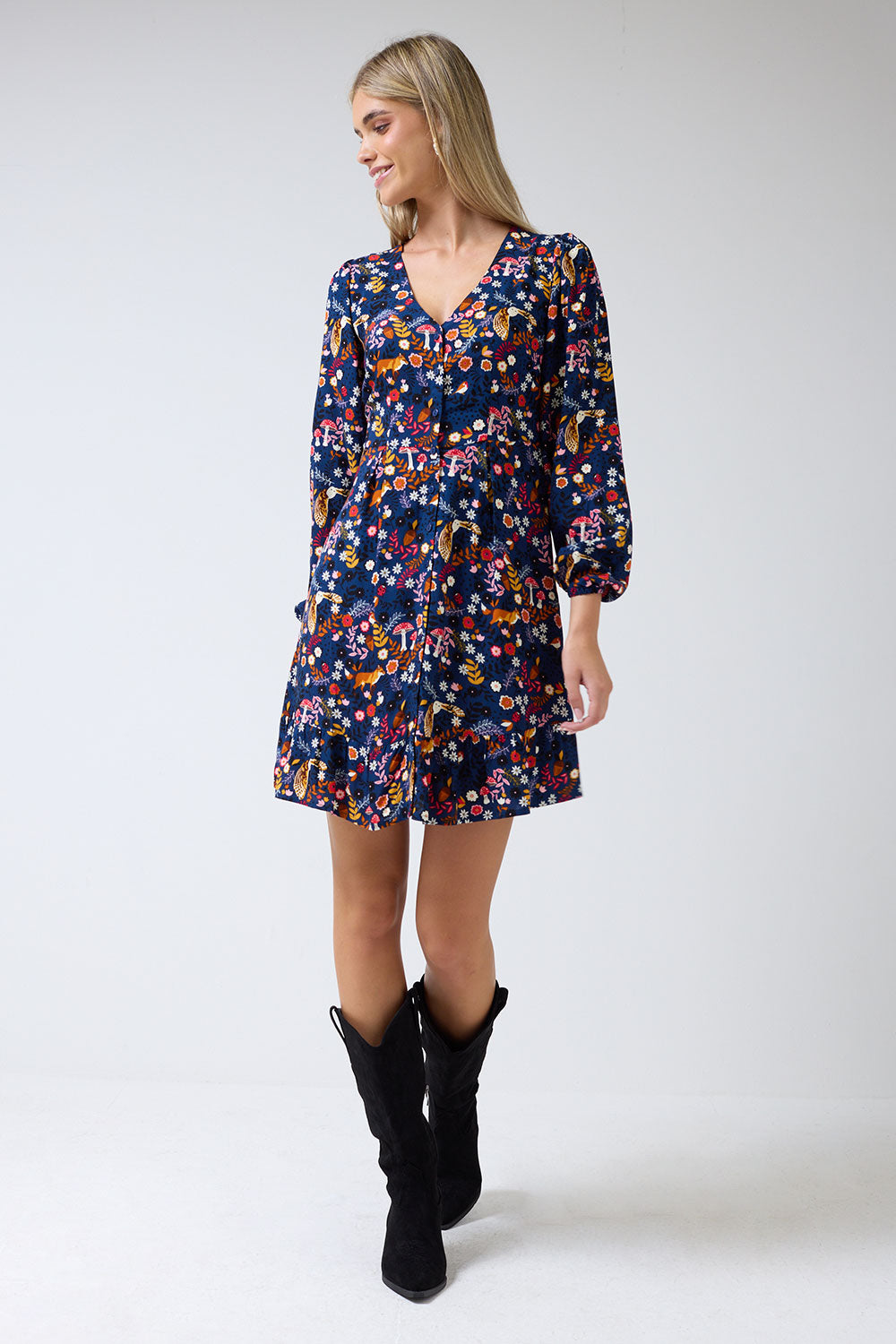 Bibi Long Sleeve V-Neck Printed Short Tea Dress in Navy
