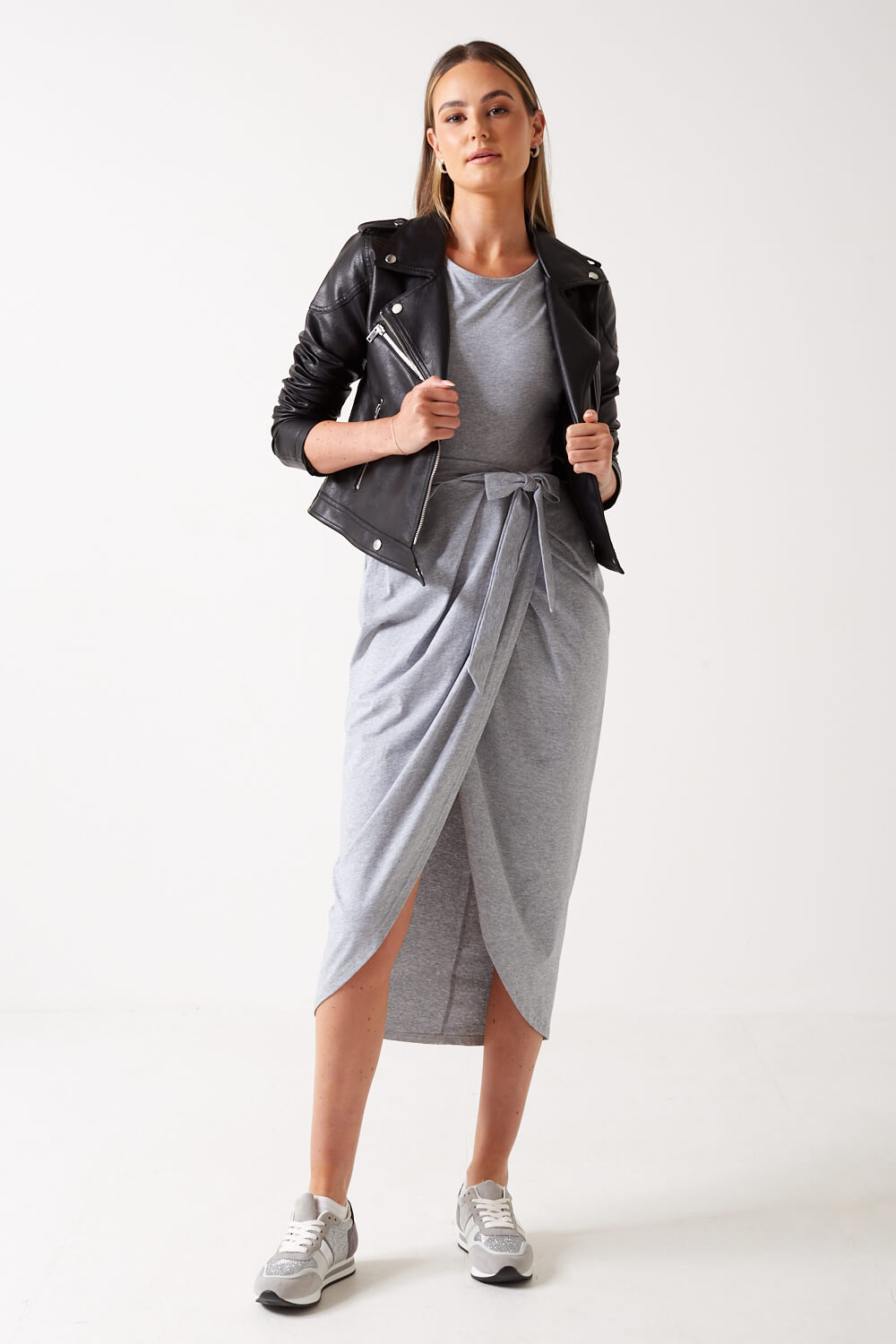 Stacey Midi Dress in Grey
