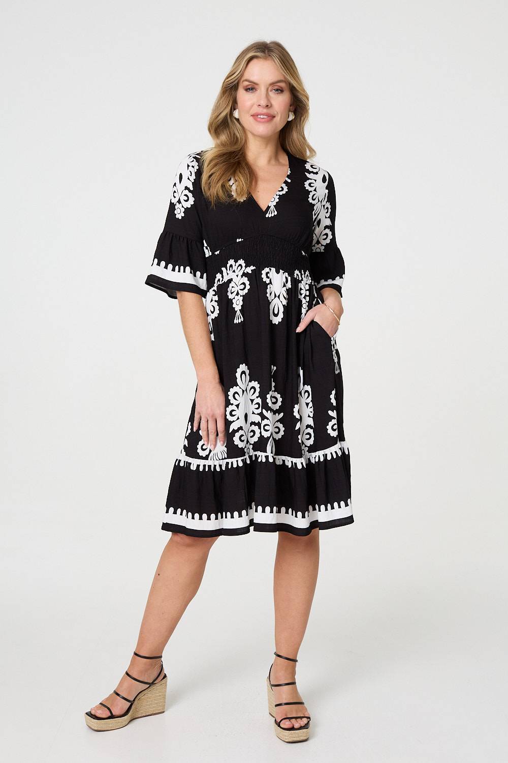 Ikat Print 1/2 Sleeve Relaxed Short Dress in black