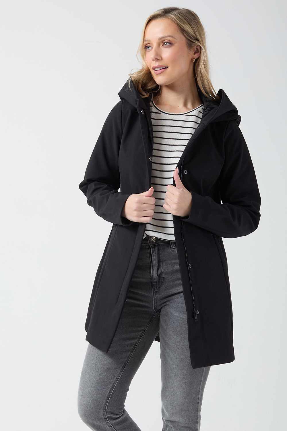 Donna Wrap Jacket in Black