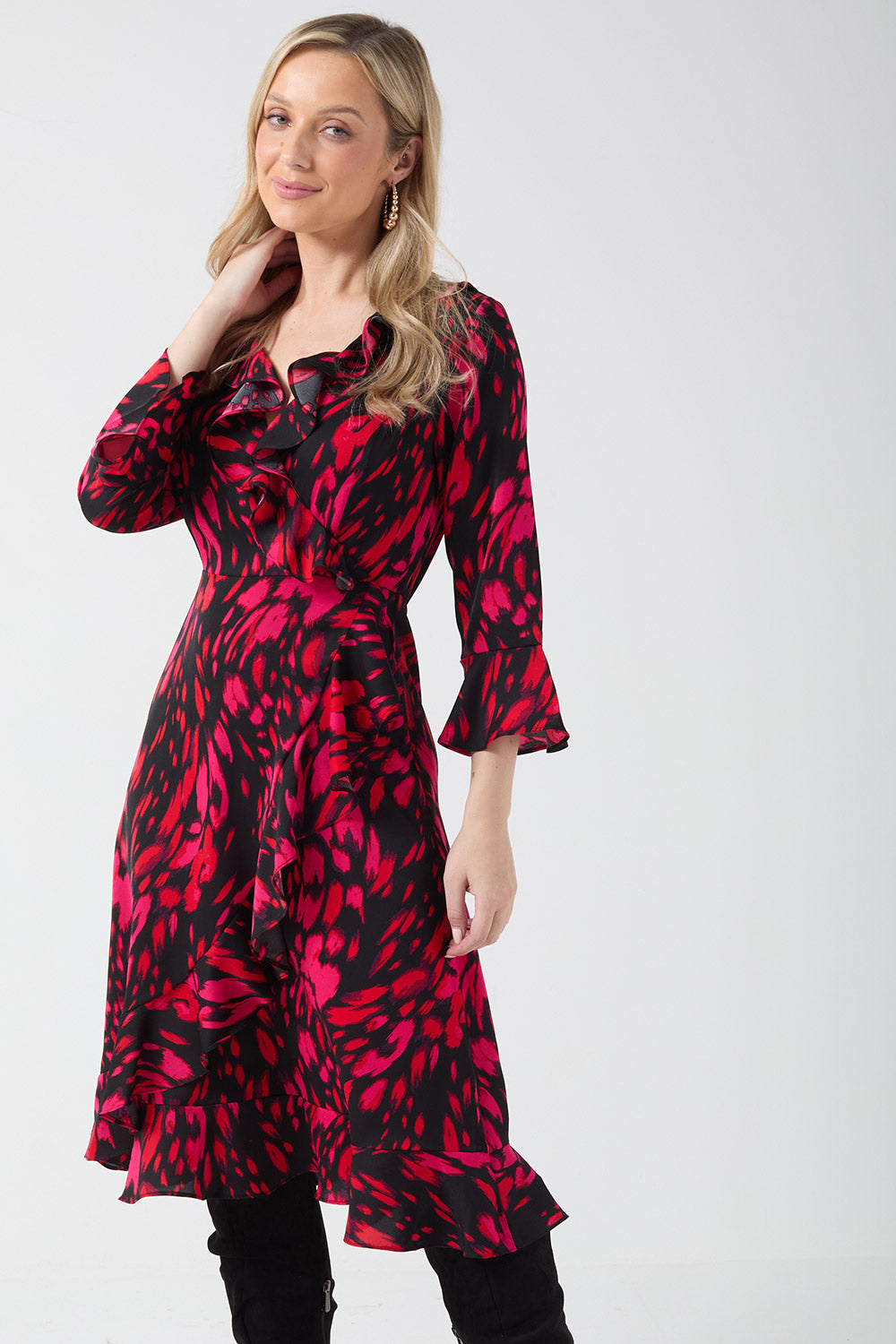 Selena Floral V-Neck Short Dress in Animal Print