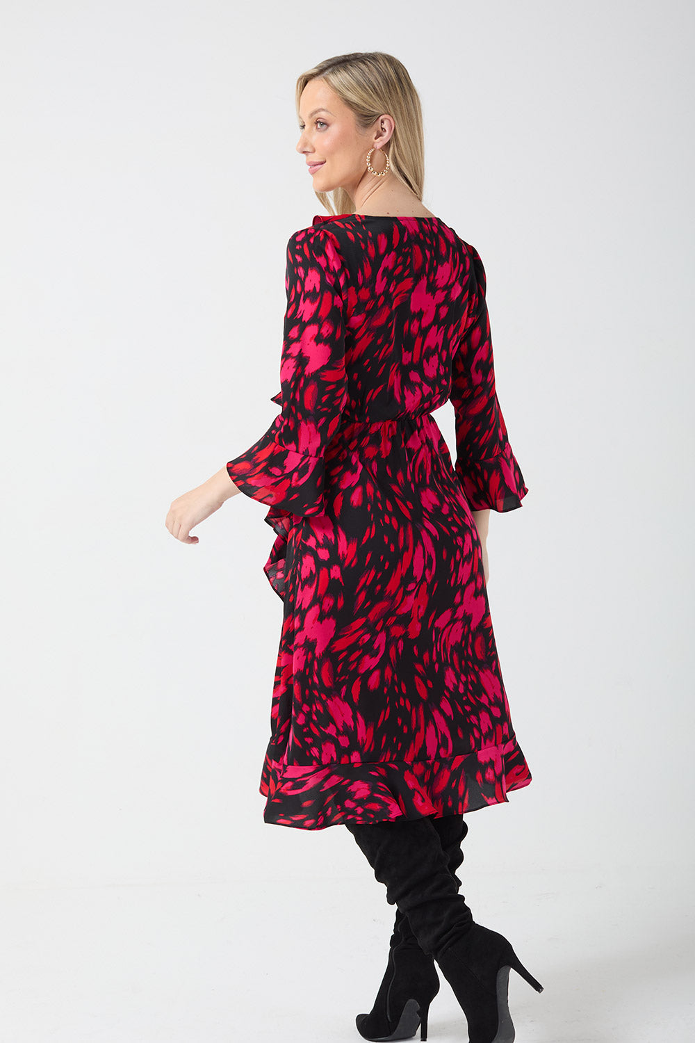 Selena Floral V-Neck Short Dress in Animal Print