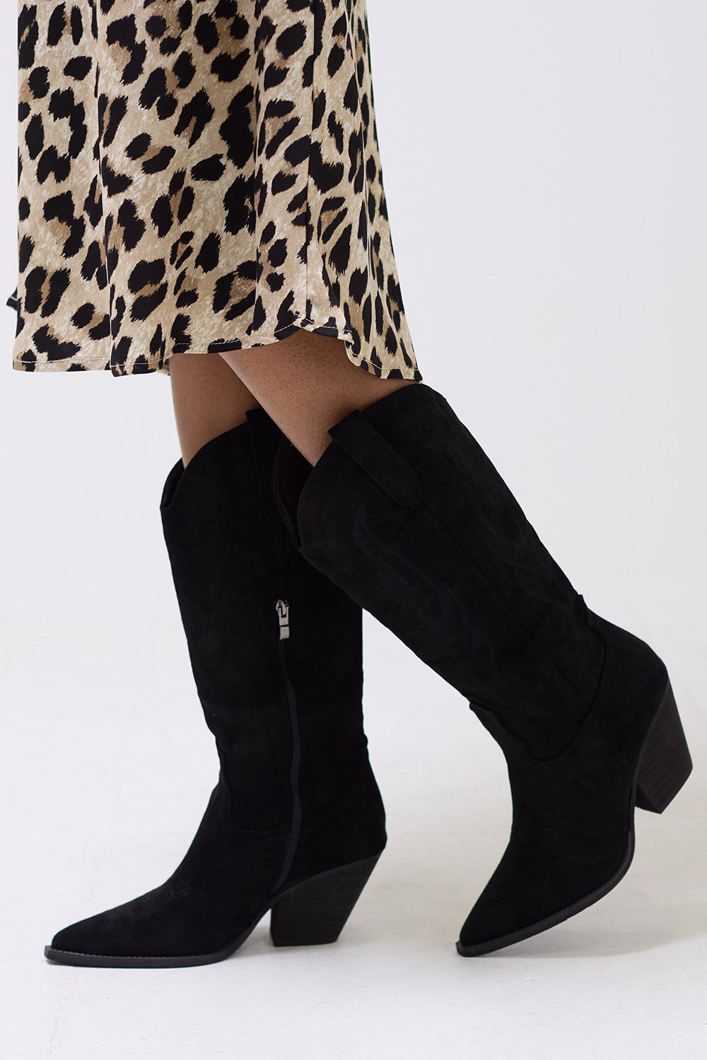 Elis Mid-Heel Embroidered Knee-High Western Boots in Black