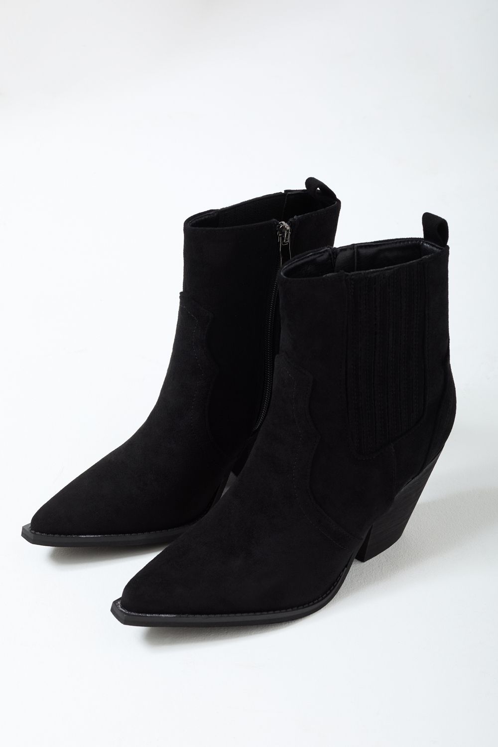 Val Heeled Ankle Boots in Black