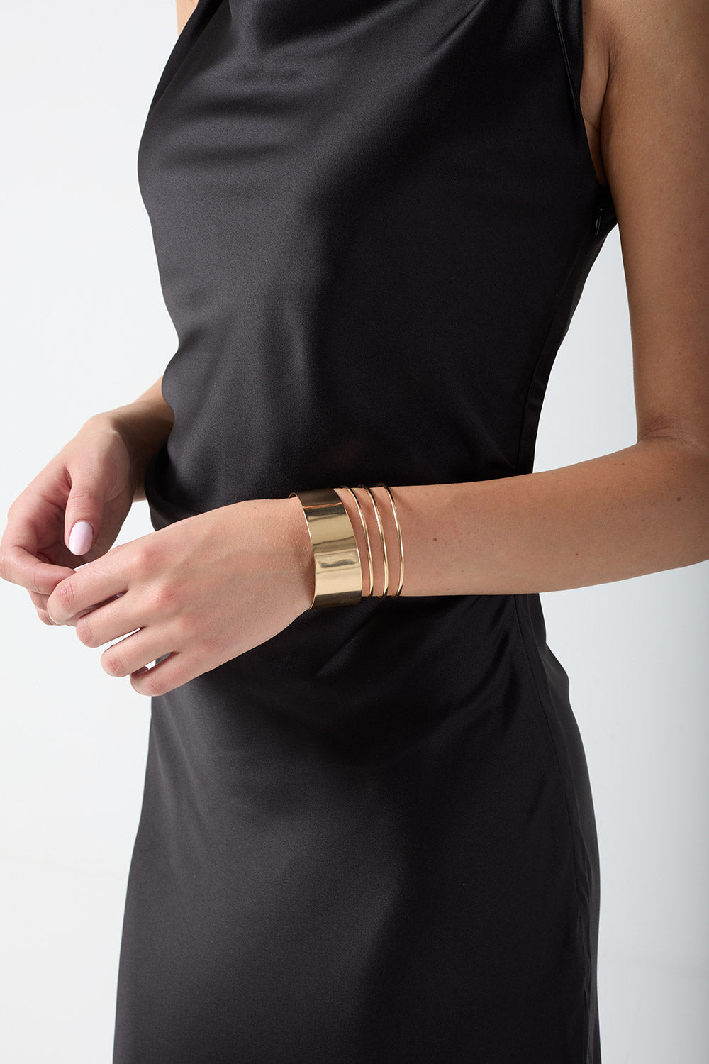 Merle Sleeve Less Dress in Black