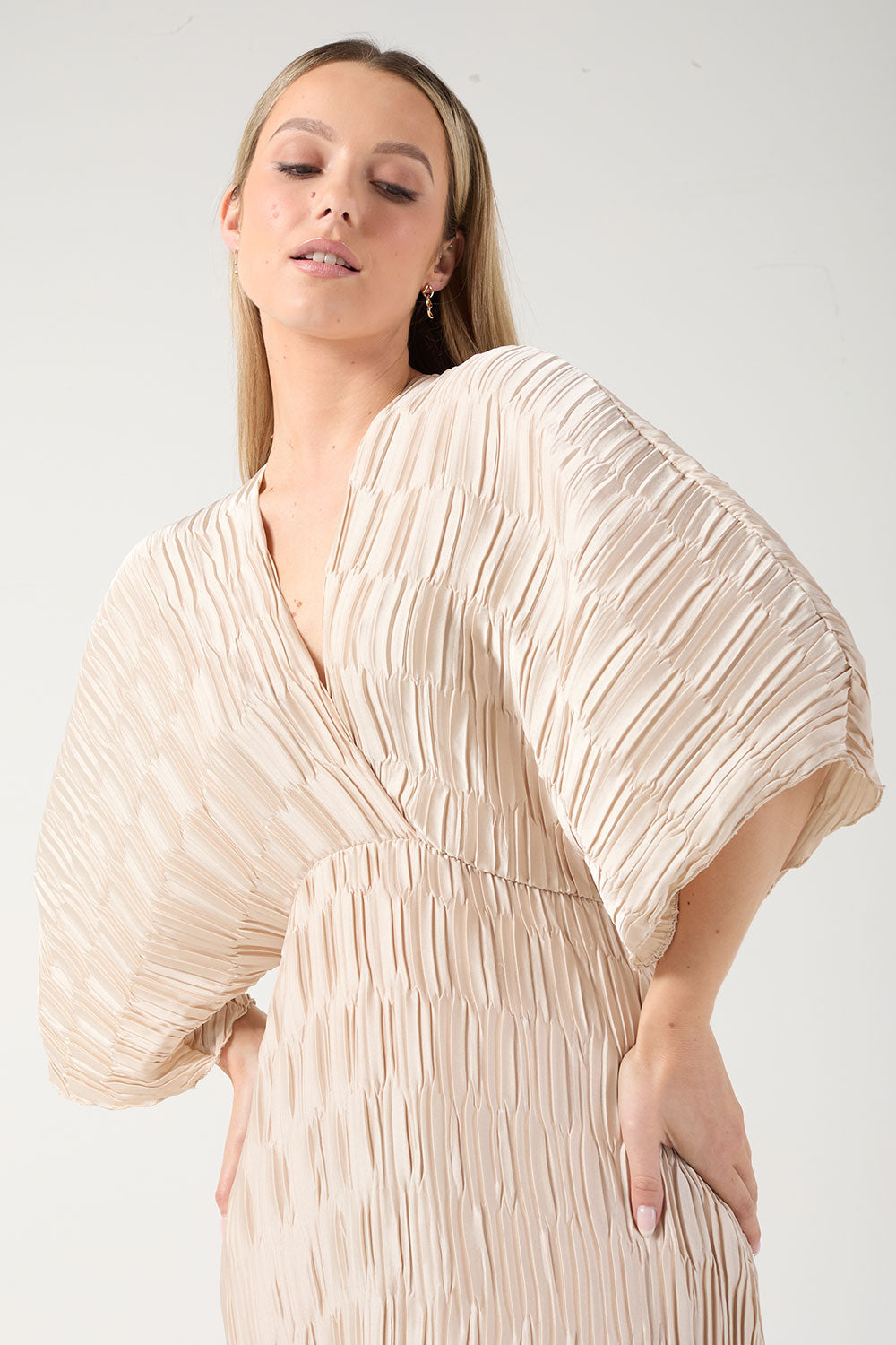 Delia Pleated Midi Dress in Champagne
