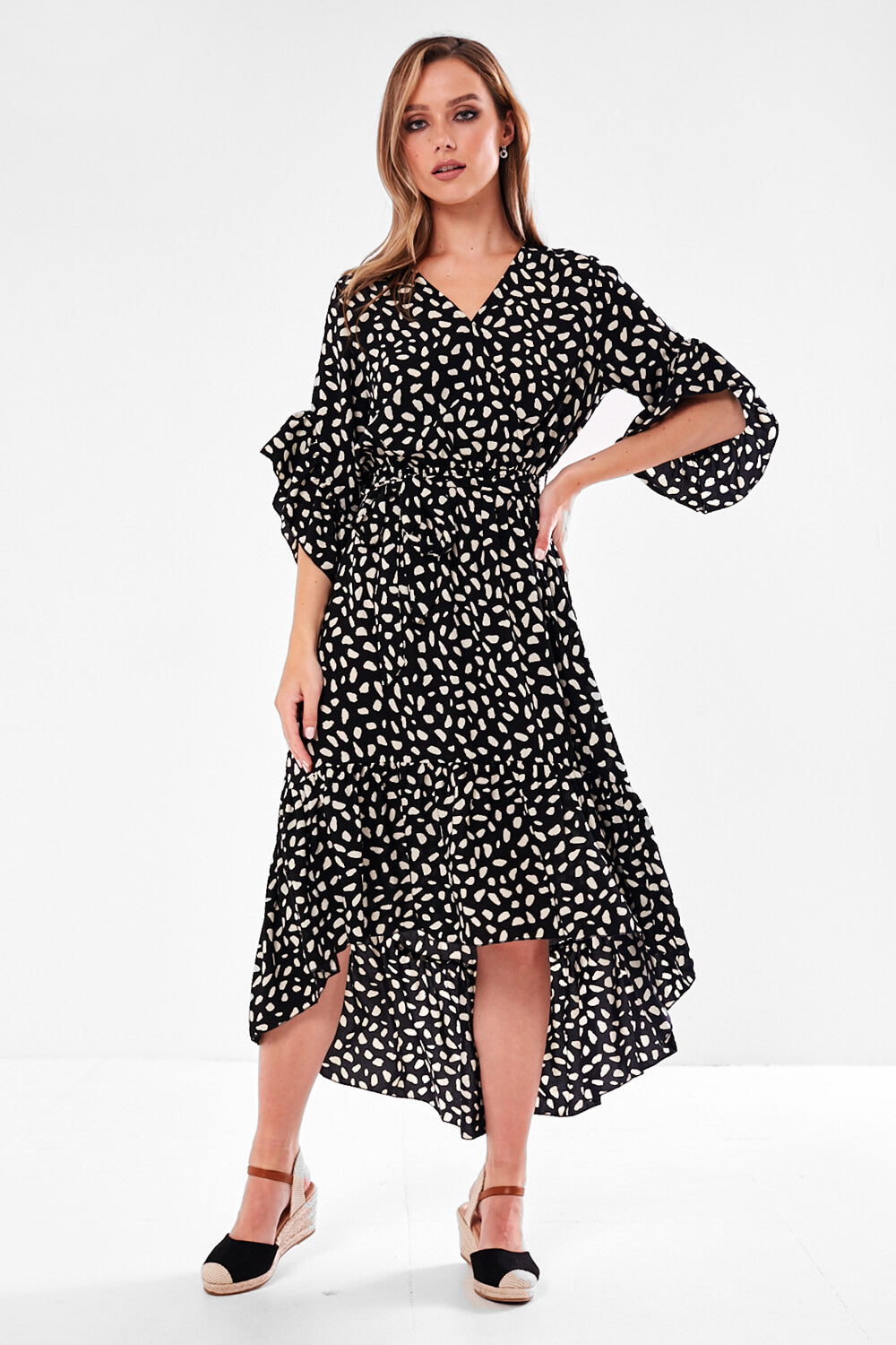 Jayla Wrap Dress in Splash Print