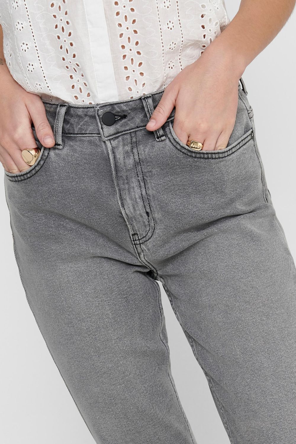 Kiya High Waist Jeans in Grey