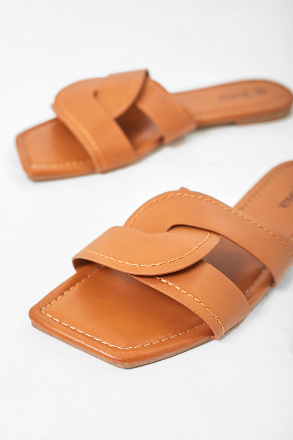 Jenna Slider Sandals in Camel