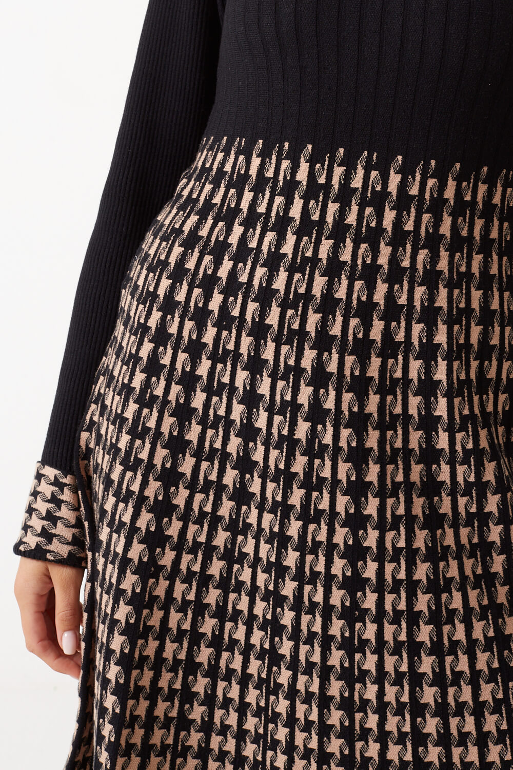 Ayla Houndstooth Knit Dress in Black