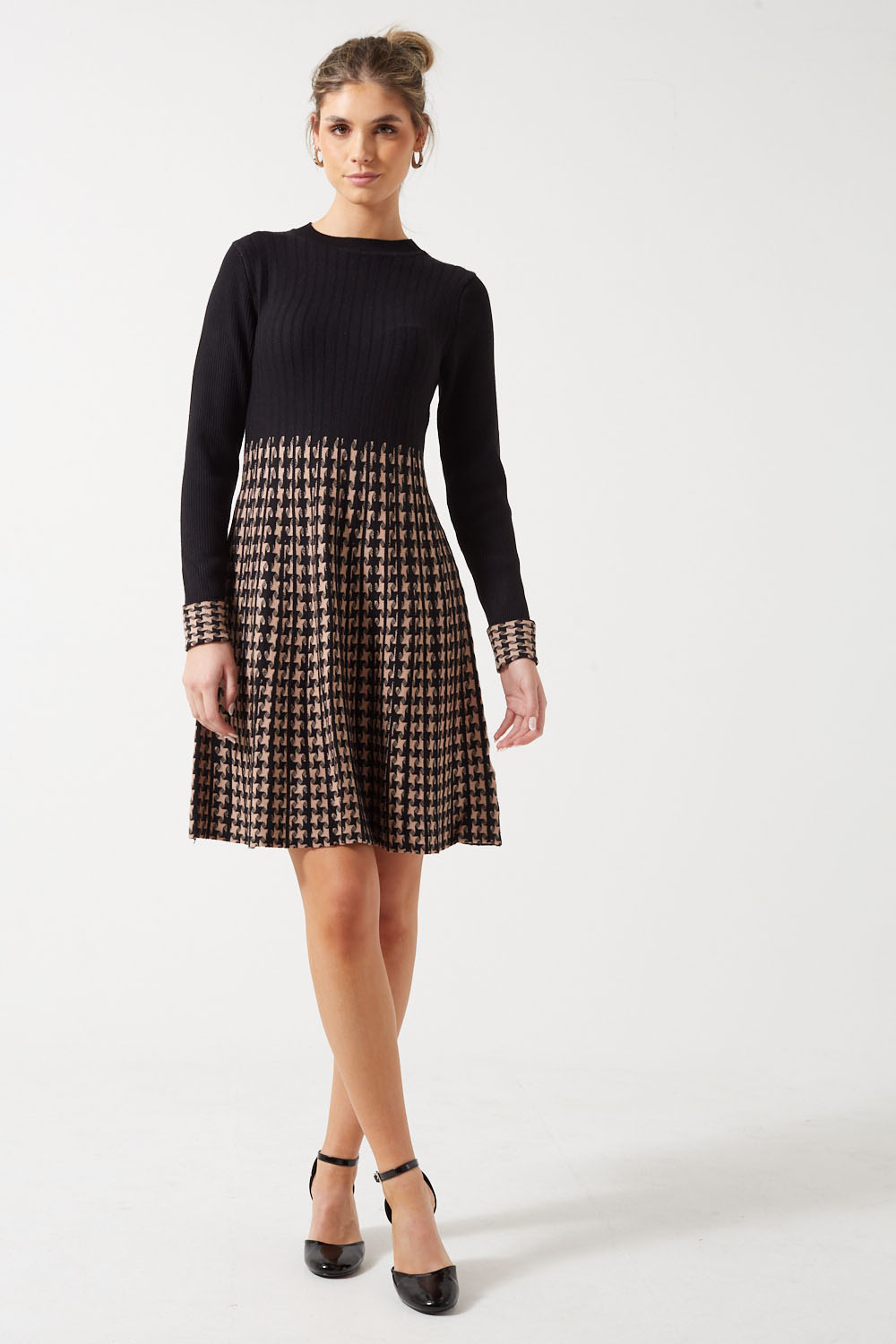 Ayla Houndstooth Knit Dress in Black
