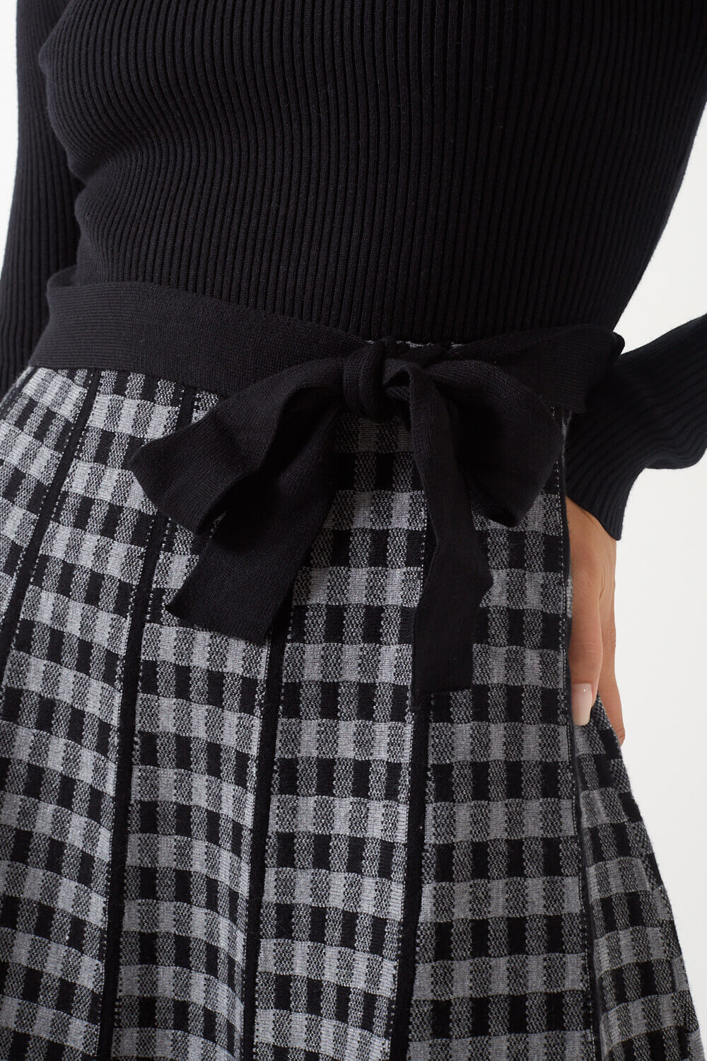 Tayla Checked Knit Dress with Belt in Black and Grey