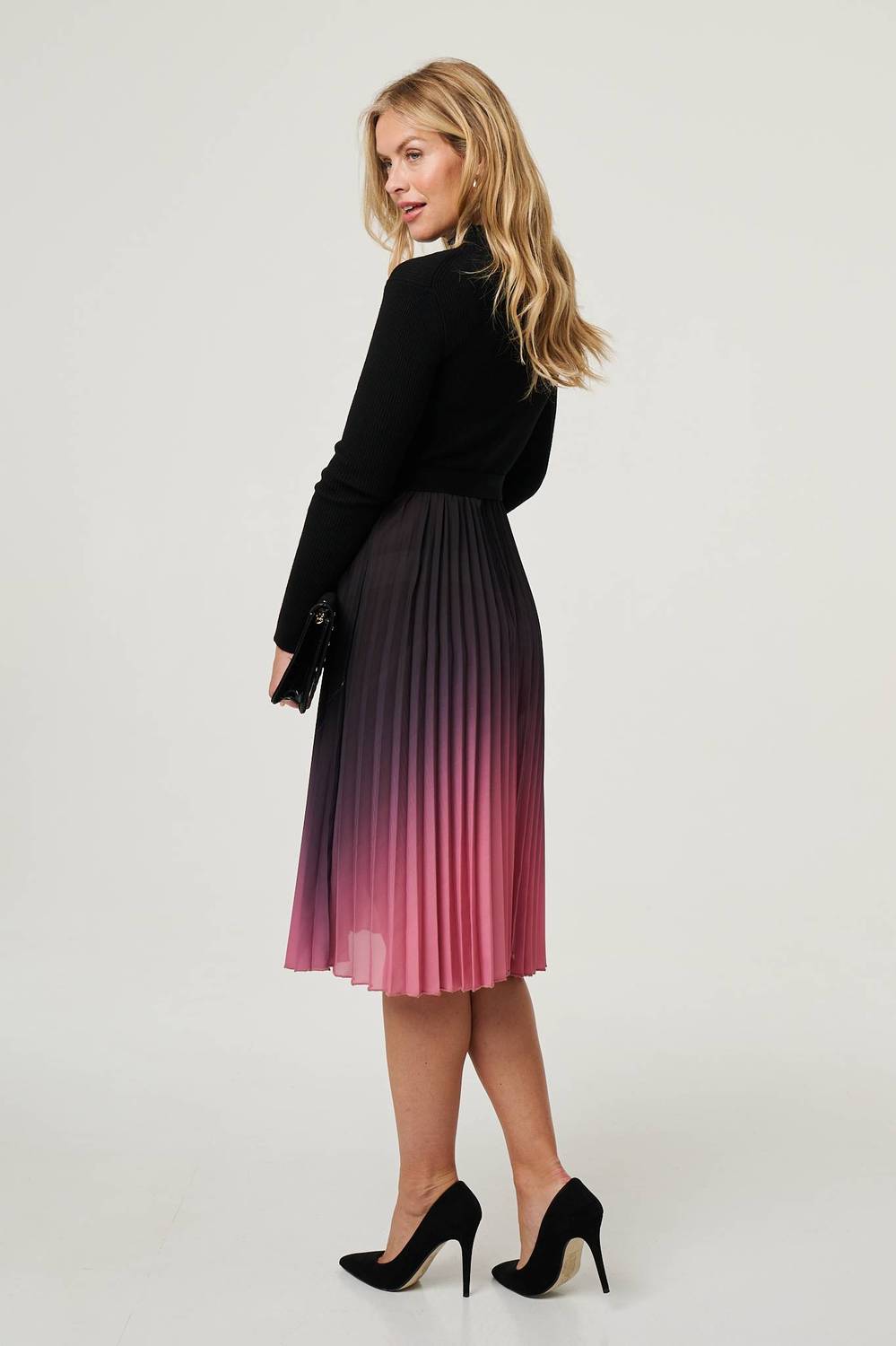 Ombre Tie Waist Pleated Knit Midi Dress in Black