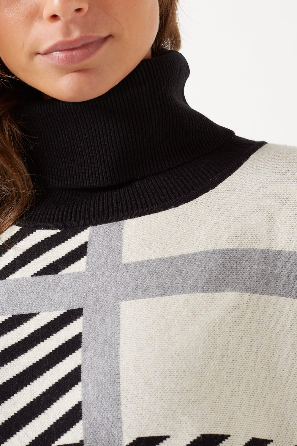 Claire Colour Block Knit Poncho in Black