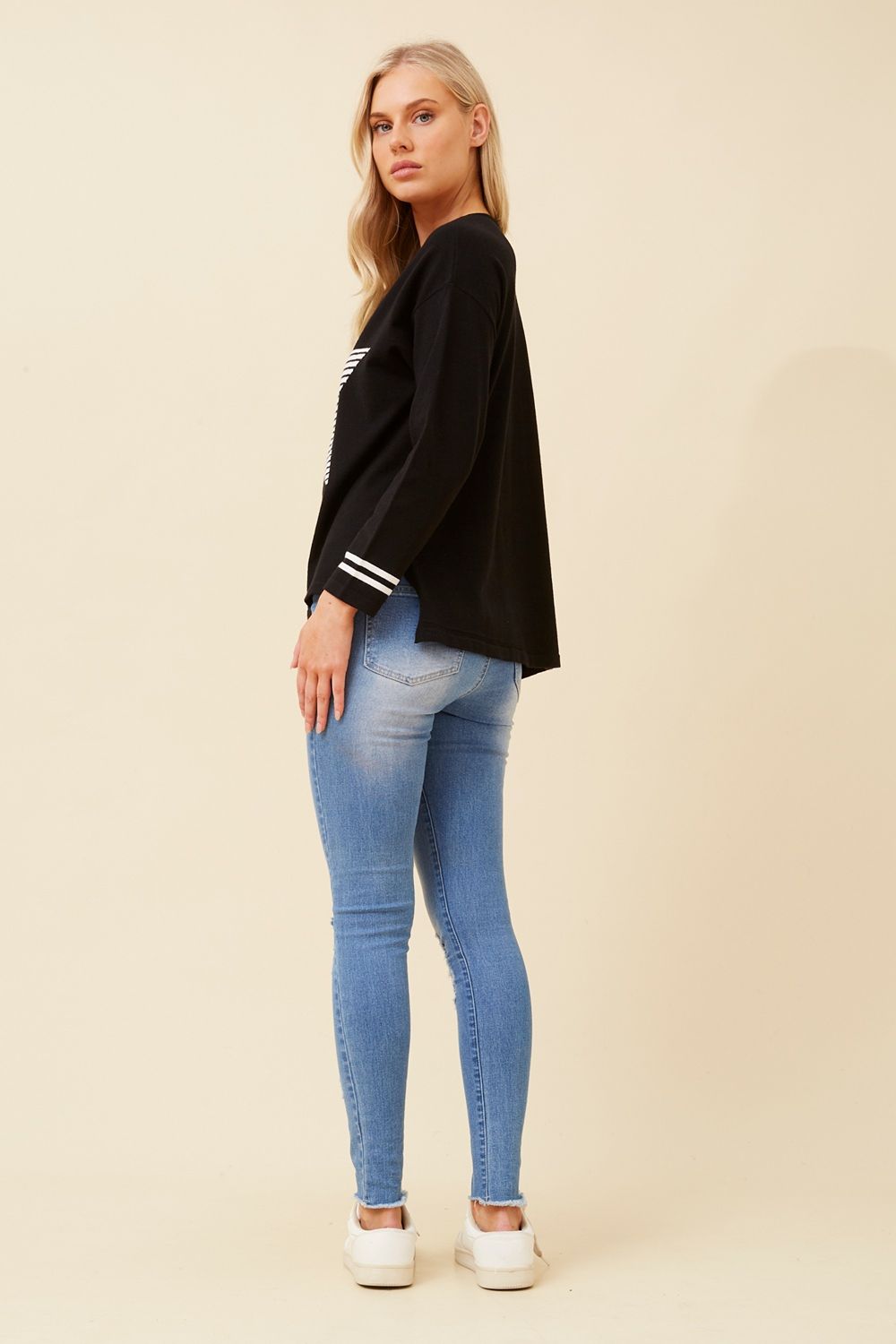 Dayton Star Print Pullover in Black