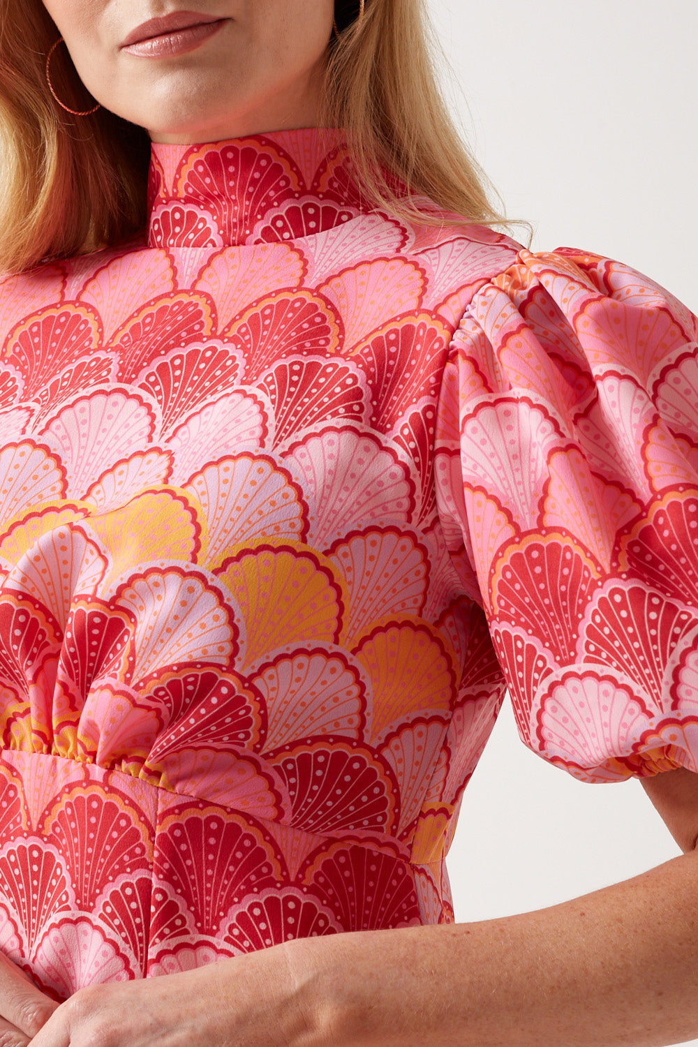 Lucinda Puff Sleeve High Neck Shell Print Midi Dress in Pink