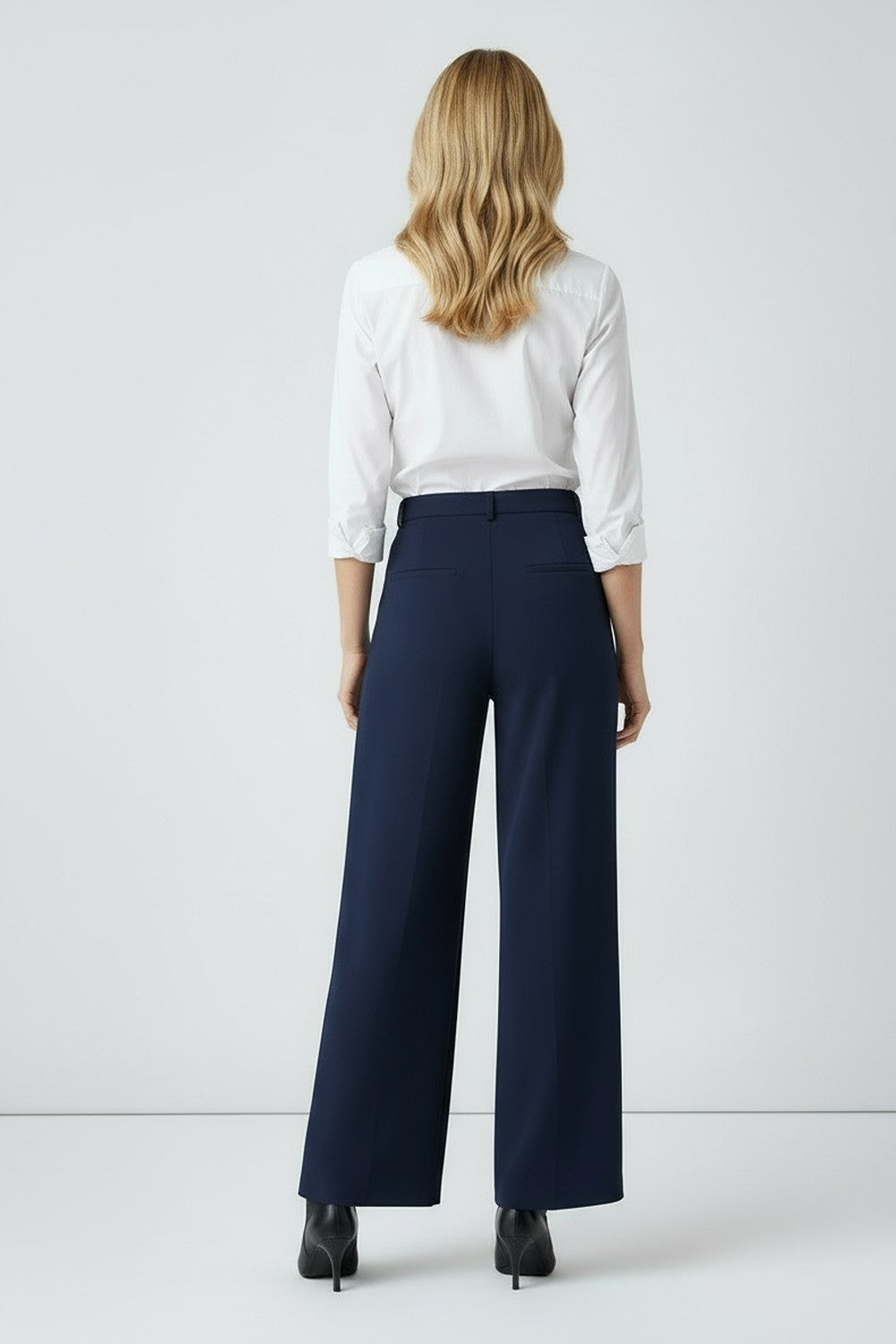 Maggie Stretch Wide Leg Belt Trouser in Navy