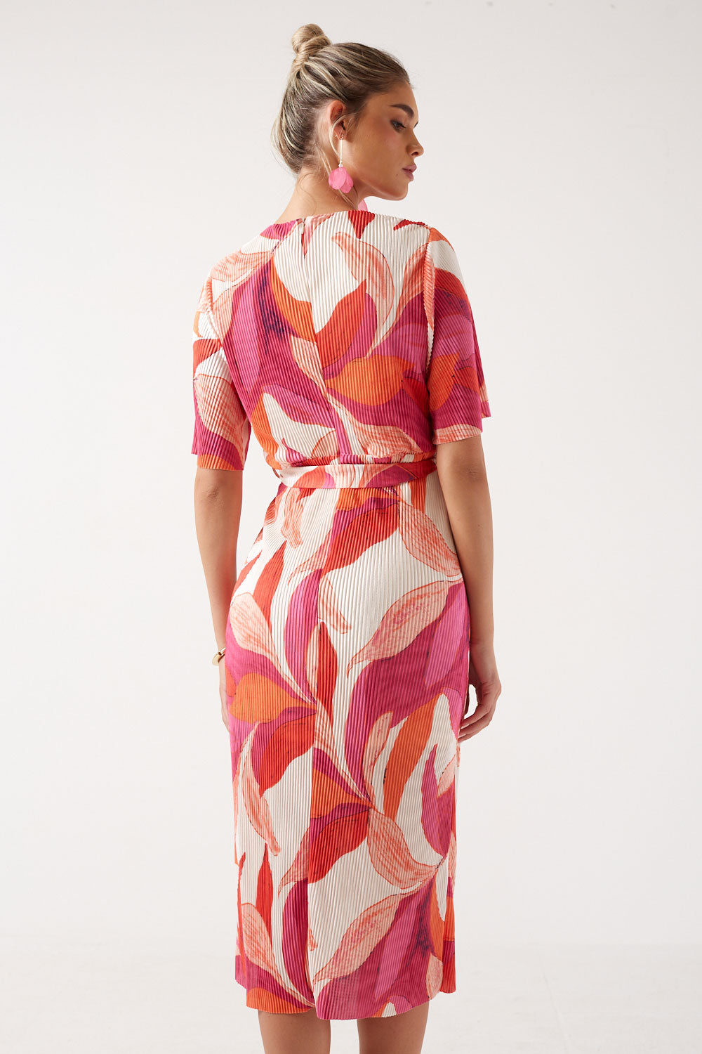 Nancy Floral V-Neck Pleated High-Low Midi Dress in Pink