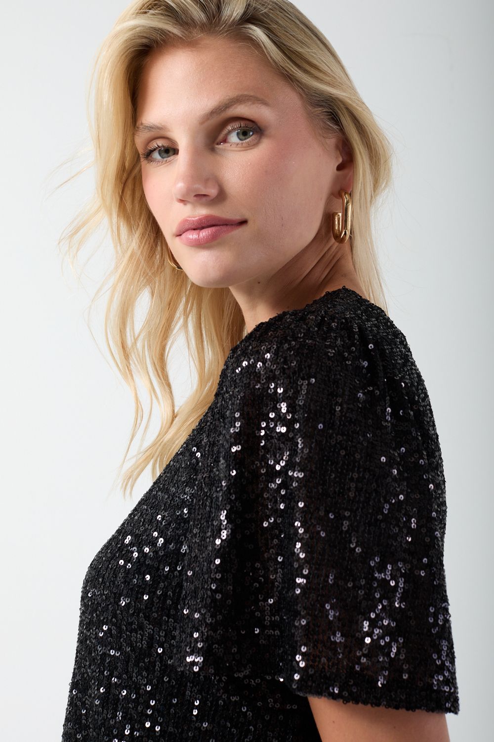 Lisa Sequin Top in Black