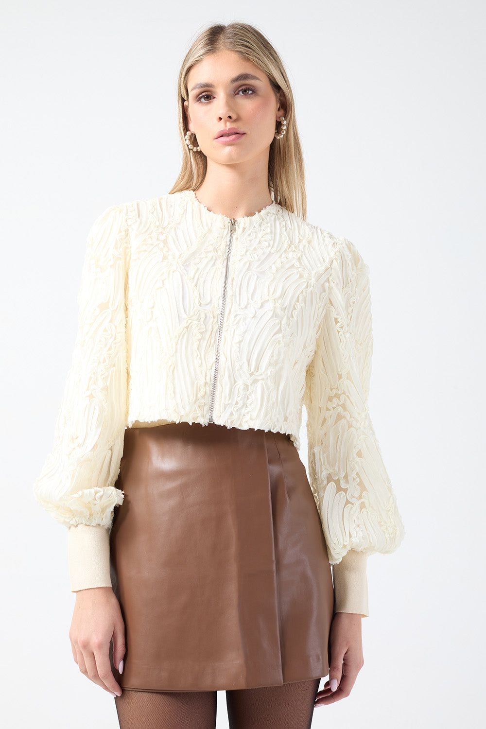 Sile Lace Short Jacket in Cream