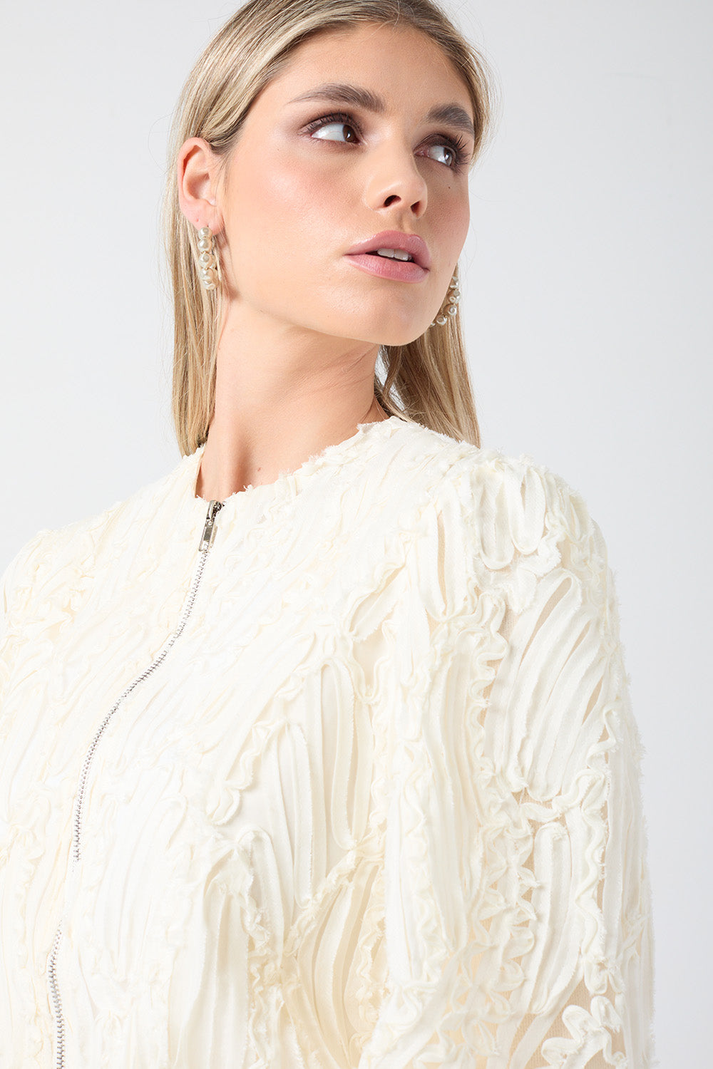 Sile Lace Short Jacket in Cream