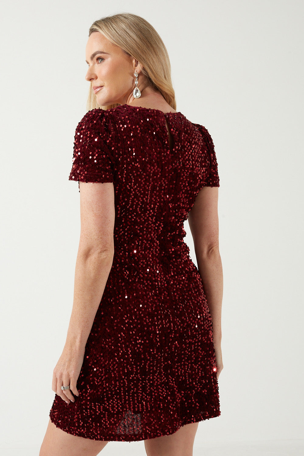 Liadan Sequin Dress in Burgundy