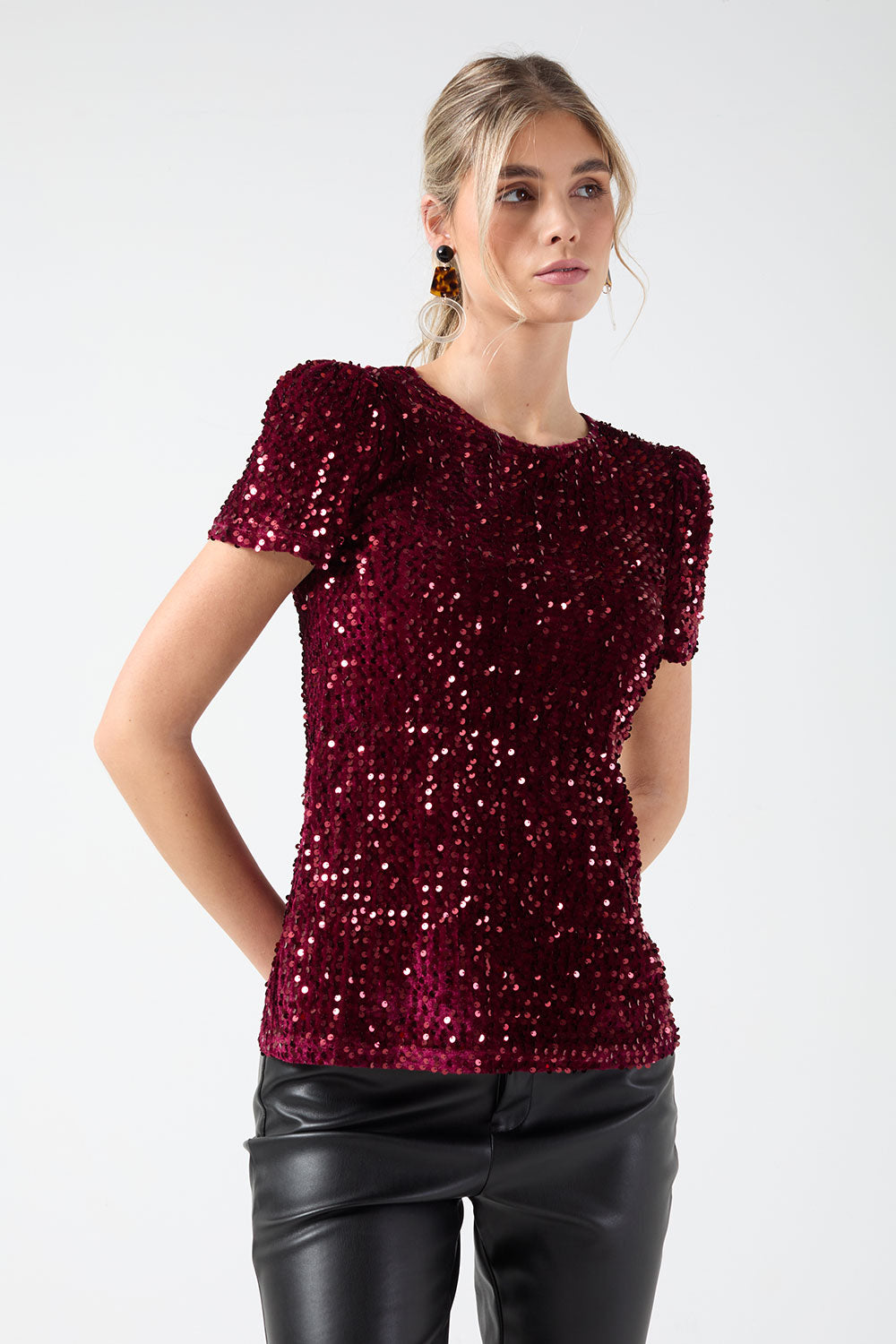 Sparkle Sequin Top in Wine