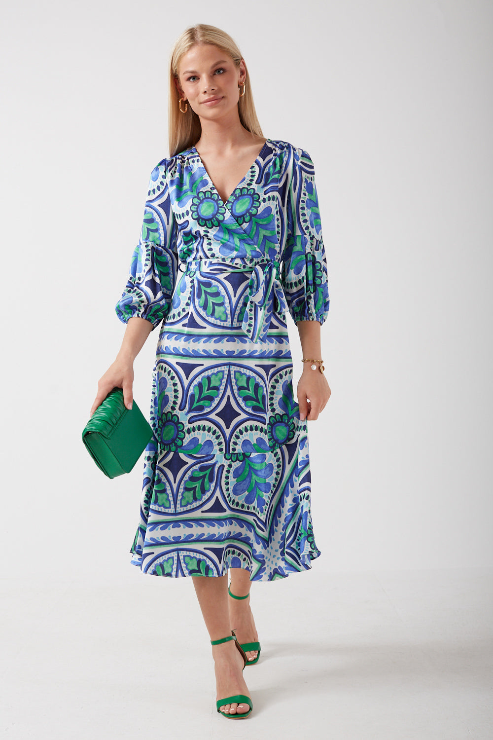 Nicola Printed V-Neck Midi Dress in Blue