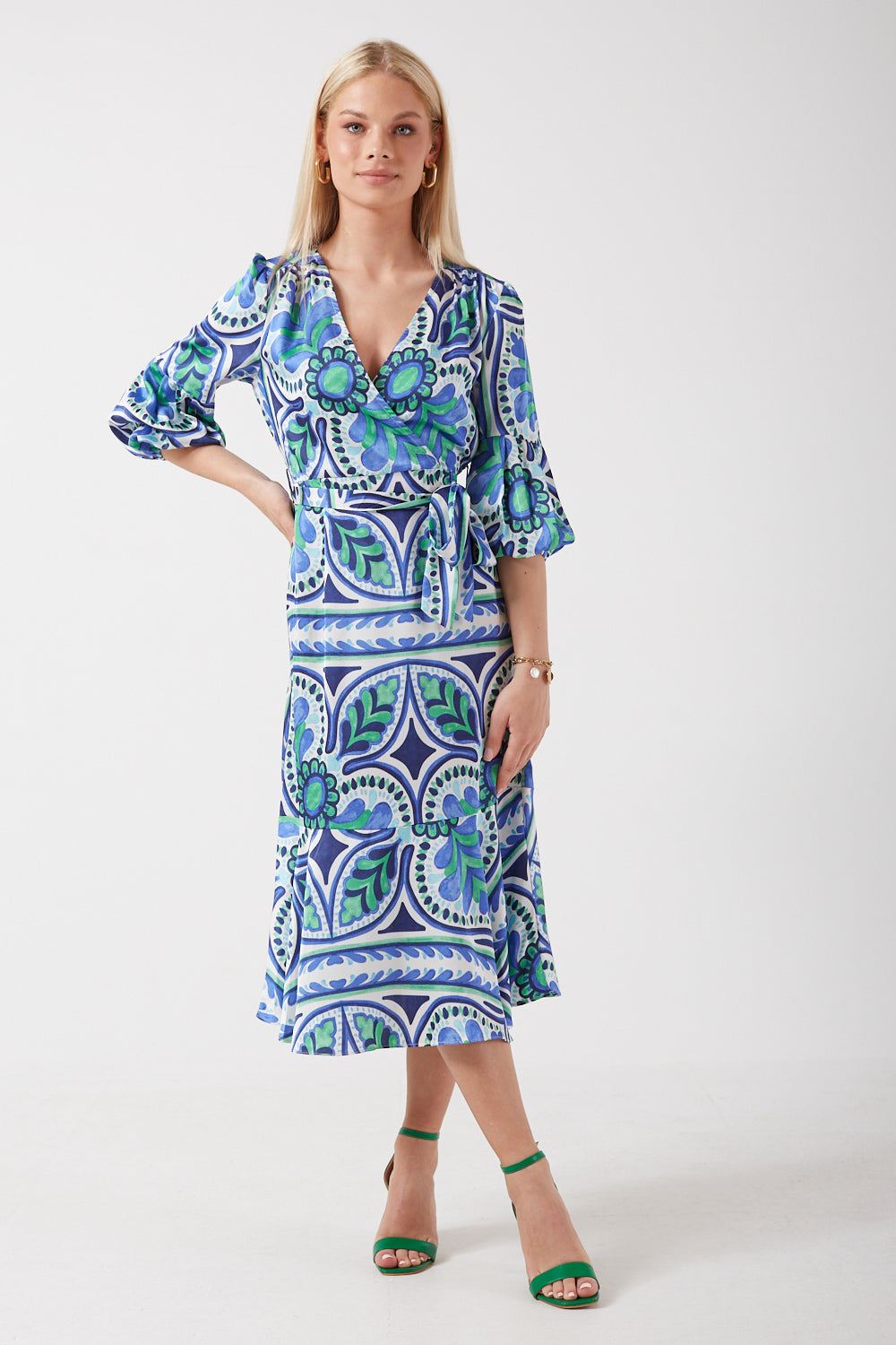 Nicola Printed V-Neck Midi Dress in Blue